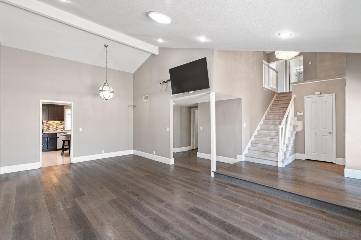 9388 Warbler Ave