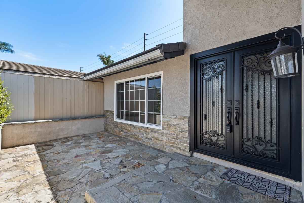 9388 Warbler Ave
