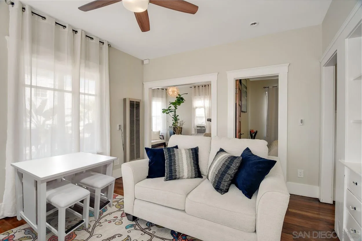 San Diego, California 92103, United States, 3 Bedrooms Bedrooms, ,2 BathroomsBathrooms,Residential,Active,78472