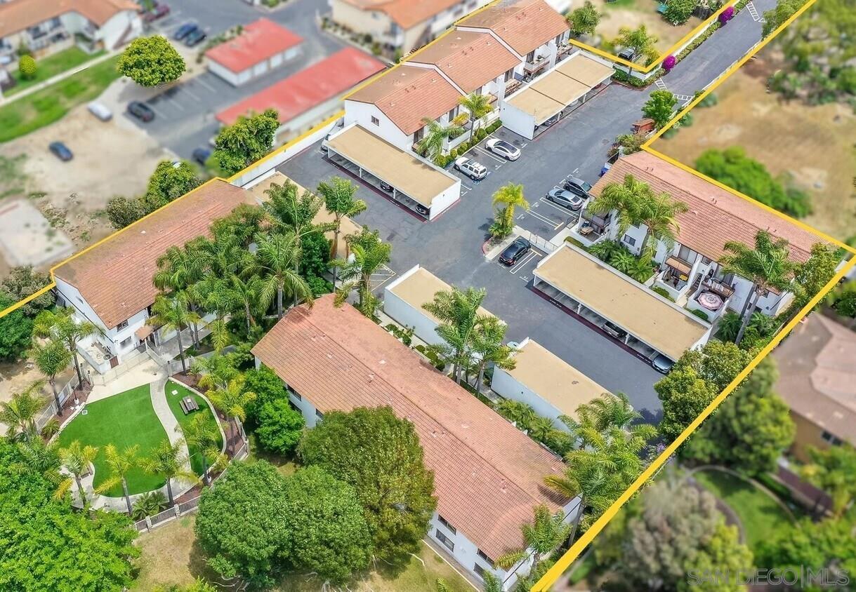 380 Plymouth Dr