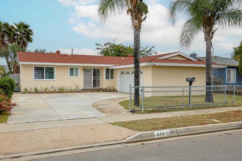 819  Daisy St Escondido CA 92027