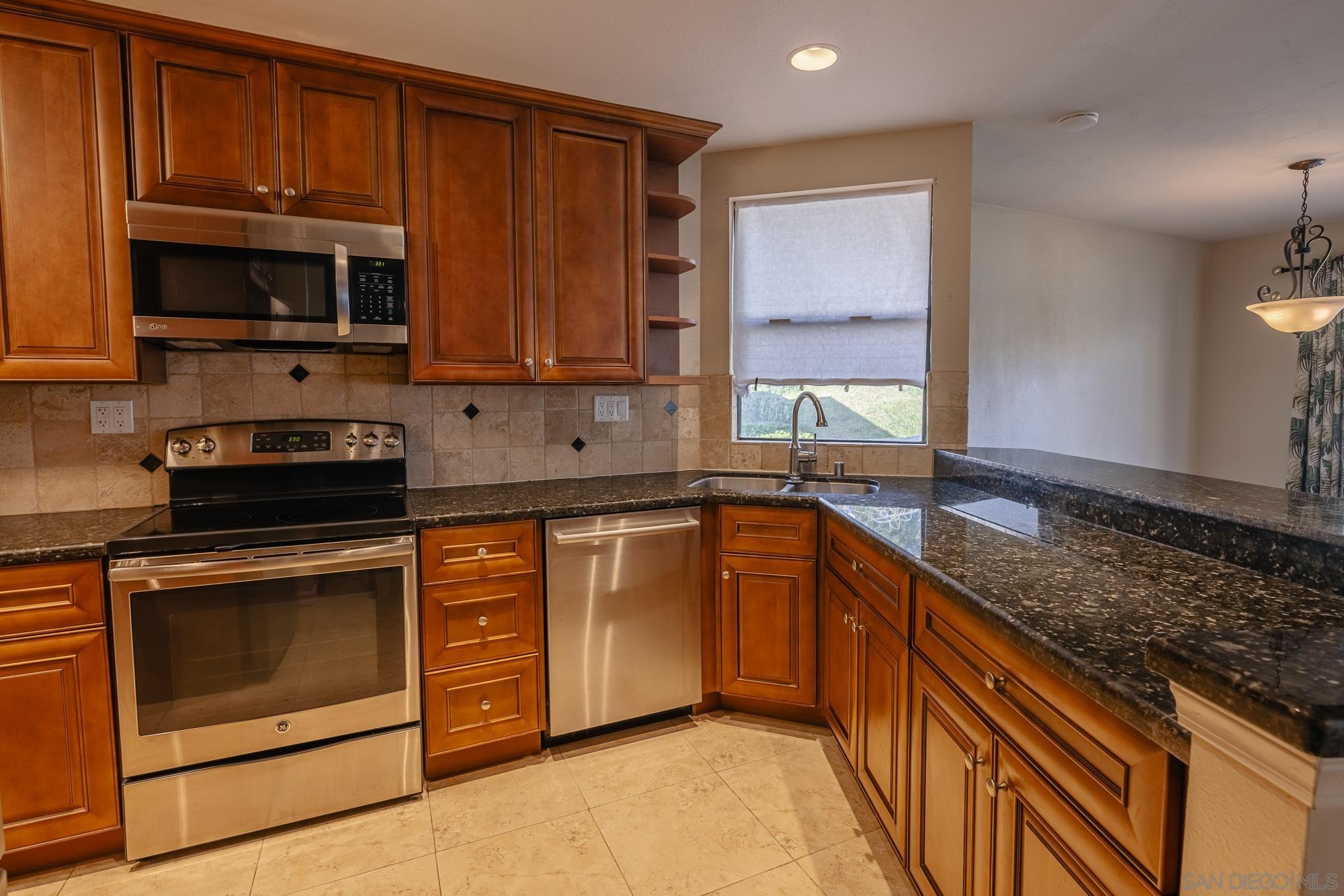 1535 Northrim Ct 254
