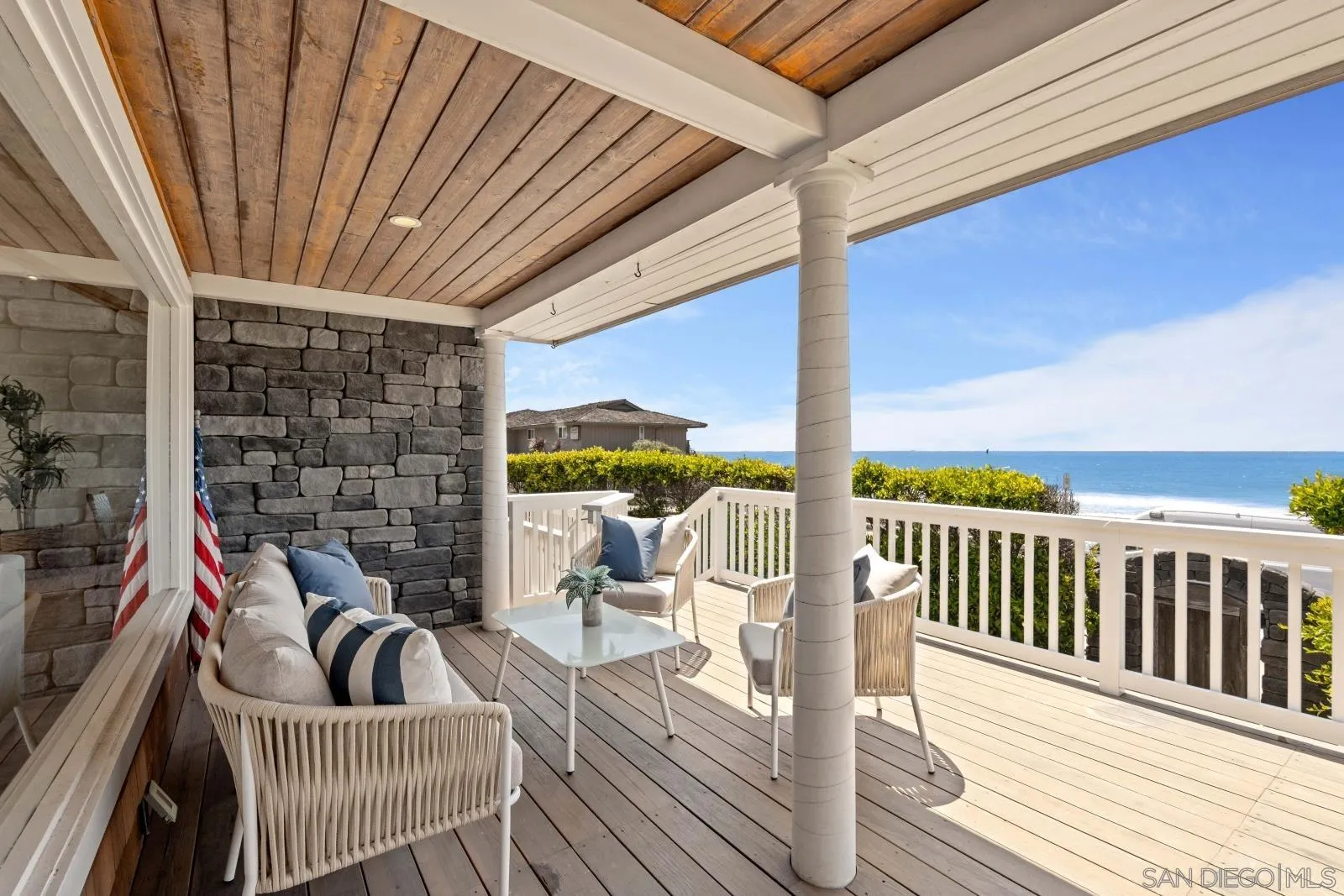 San Diego, California 92109, United States, 3 Bedrooms Bedrooms, ,4 BathroomsBathrooms,Residential,Active,125453