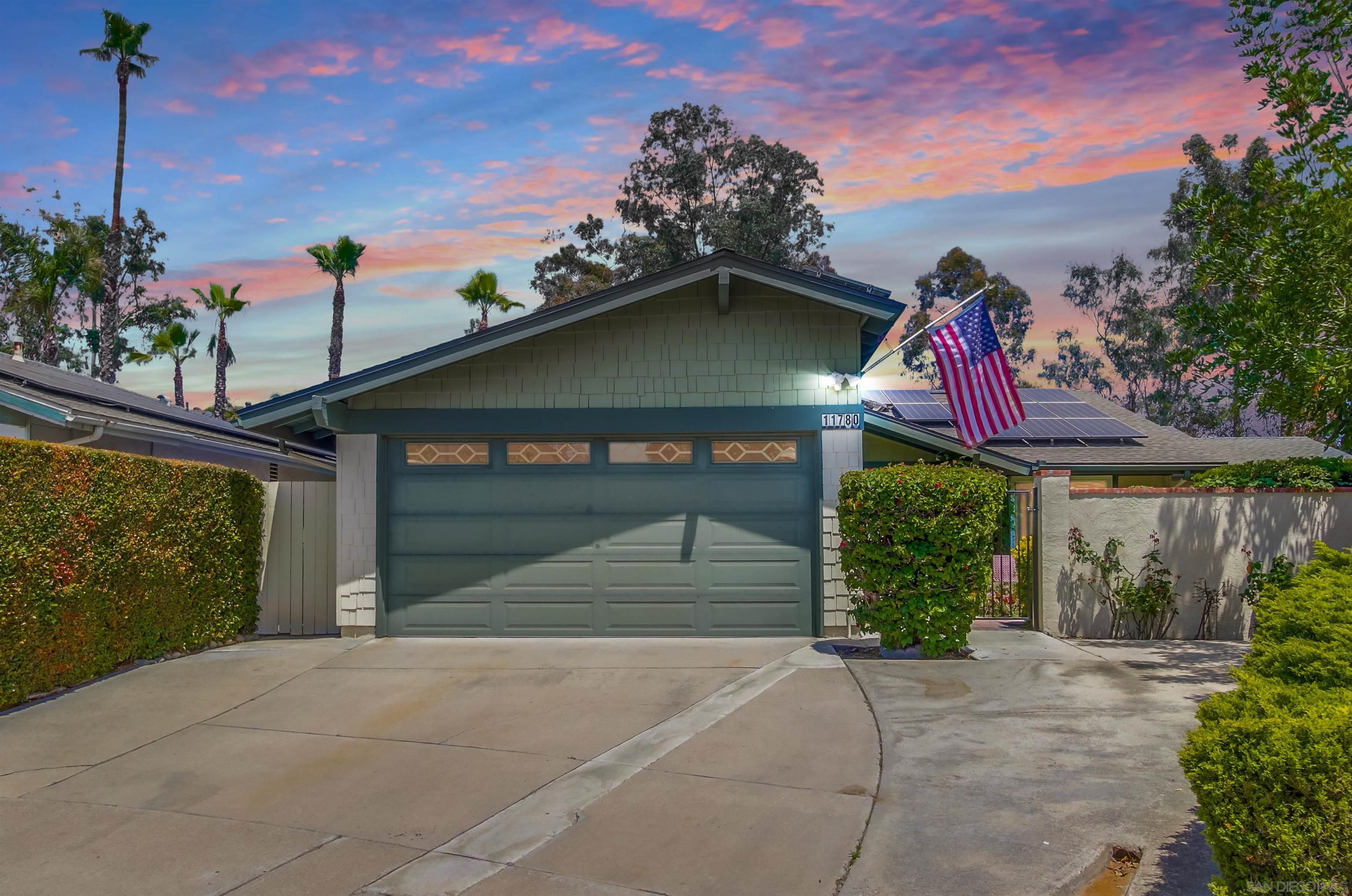 11780 Treeview Pl