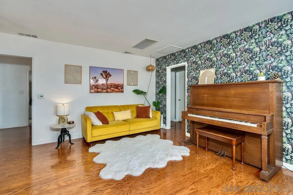 La Mesa, California 91942, United States, 2 Bedrooms Bedrooms, ,1 BathroomBathrooms,Residential,Active,114583