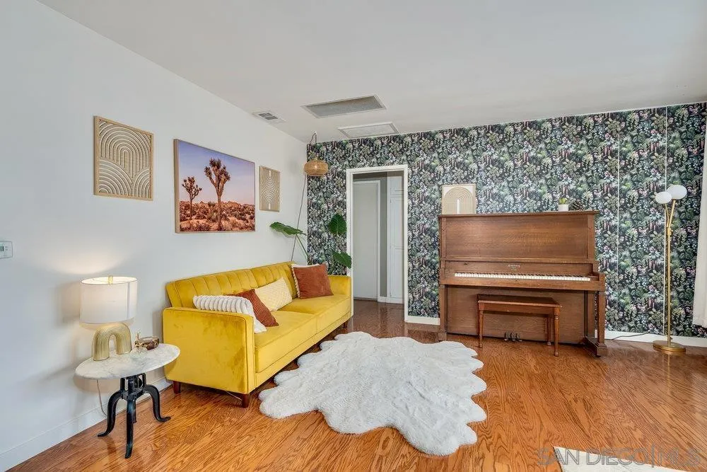 La Mesa, California 91942, United States, 2 Bedrooms Bedrooms, ,1 BathroomBathrooms,Residential,Active,114583