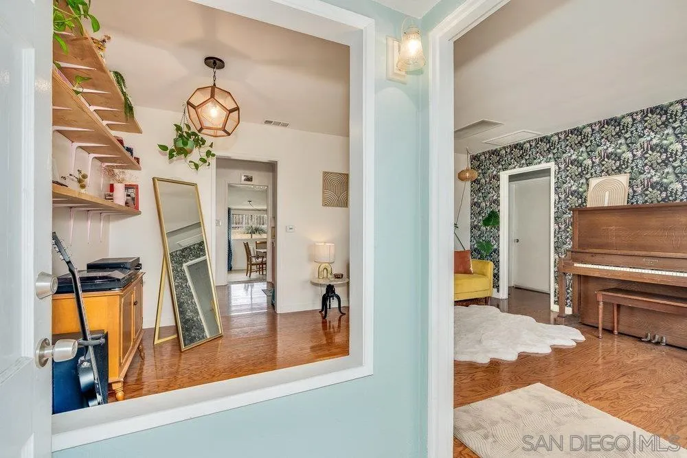 La Mesa, California 91942, United States, 2 Bedrooms Bedrooms, ,1 BathroomBathrooms,Residential,Active,114583