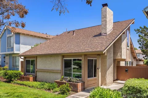 10737 Cariuto Ct, San Diego, CA 92124 - #: 250026435