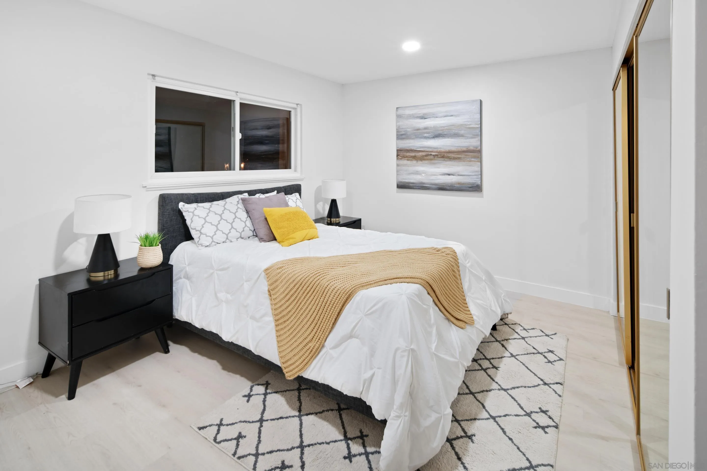 San Diego, California 92103, United States, 2 Bedrooms Bedrooms, ,2 BathroomsBathrooms,Residential,Active,8396