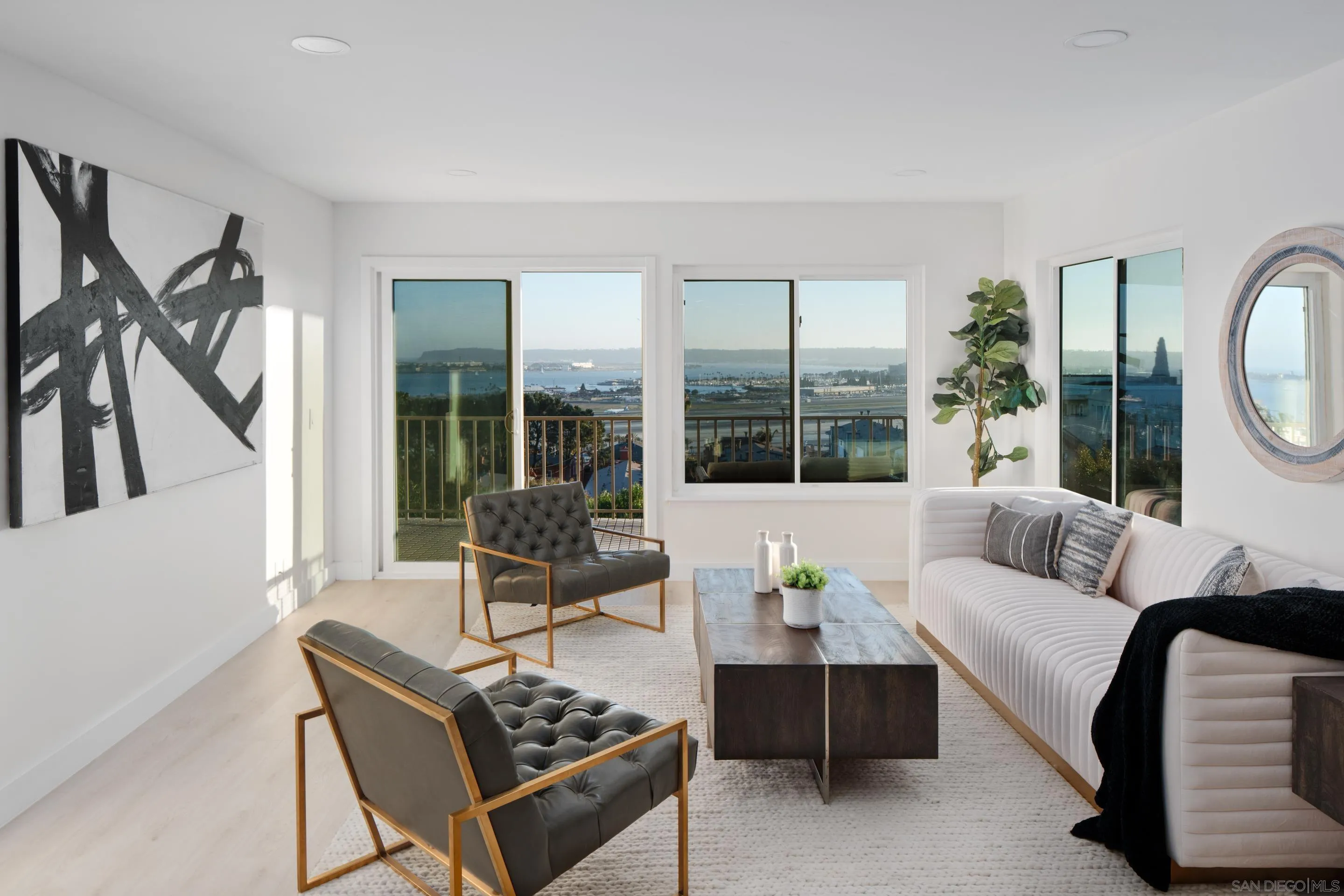 San Diego, California 92103, United States, 2 Bedrooms Bedrooms, ,2 BathroomsBathrooms,Residential,Active,8396