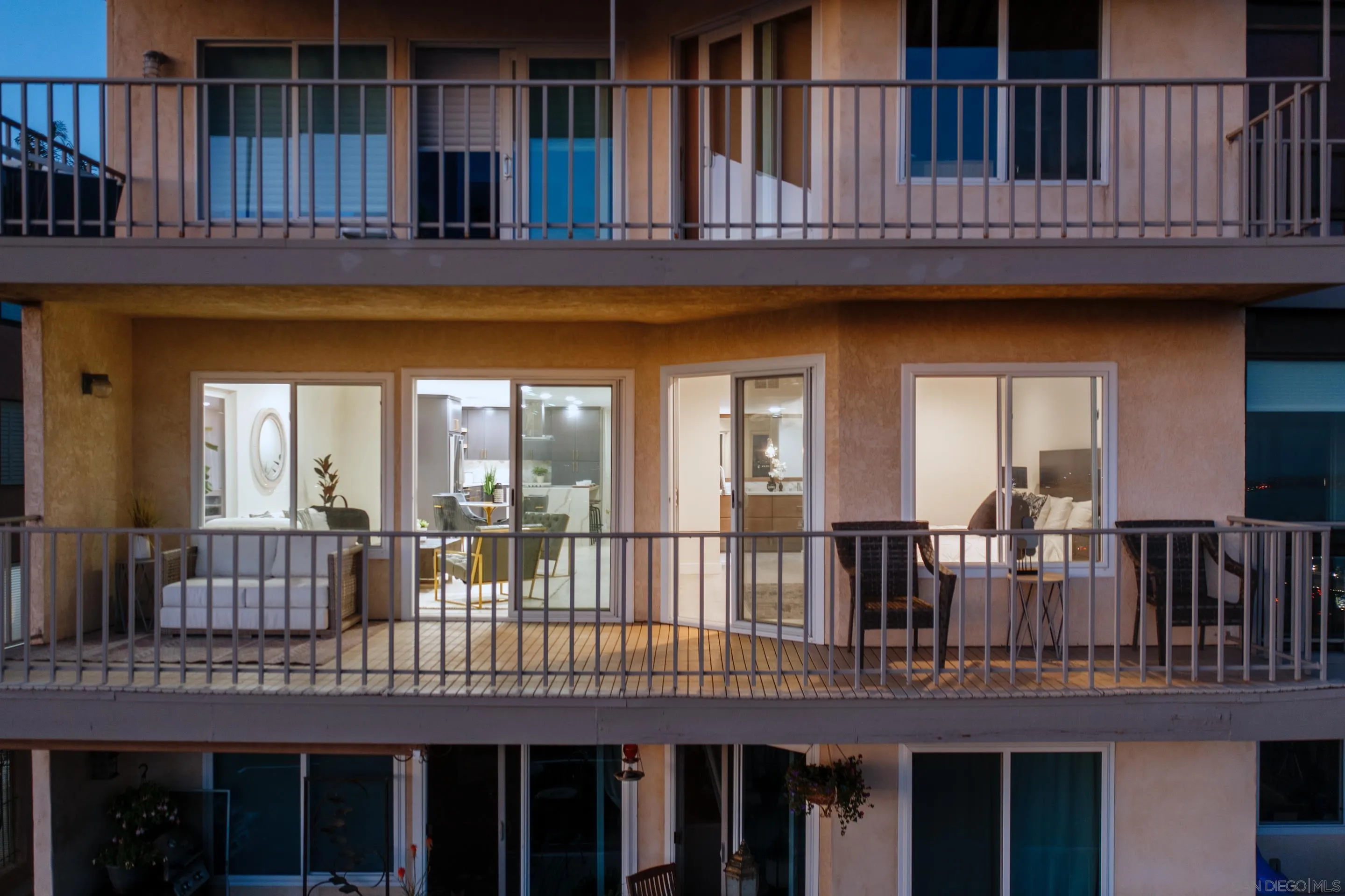 San Diego, California 92103, United States, 2 Bedrooms Bedrooms, ,2 BathroomsBathrooms,Residential,Active,8396