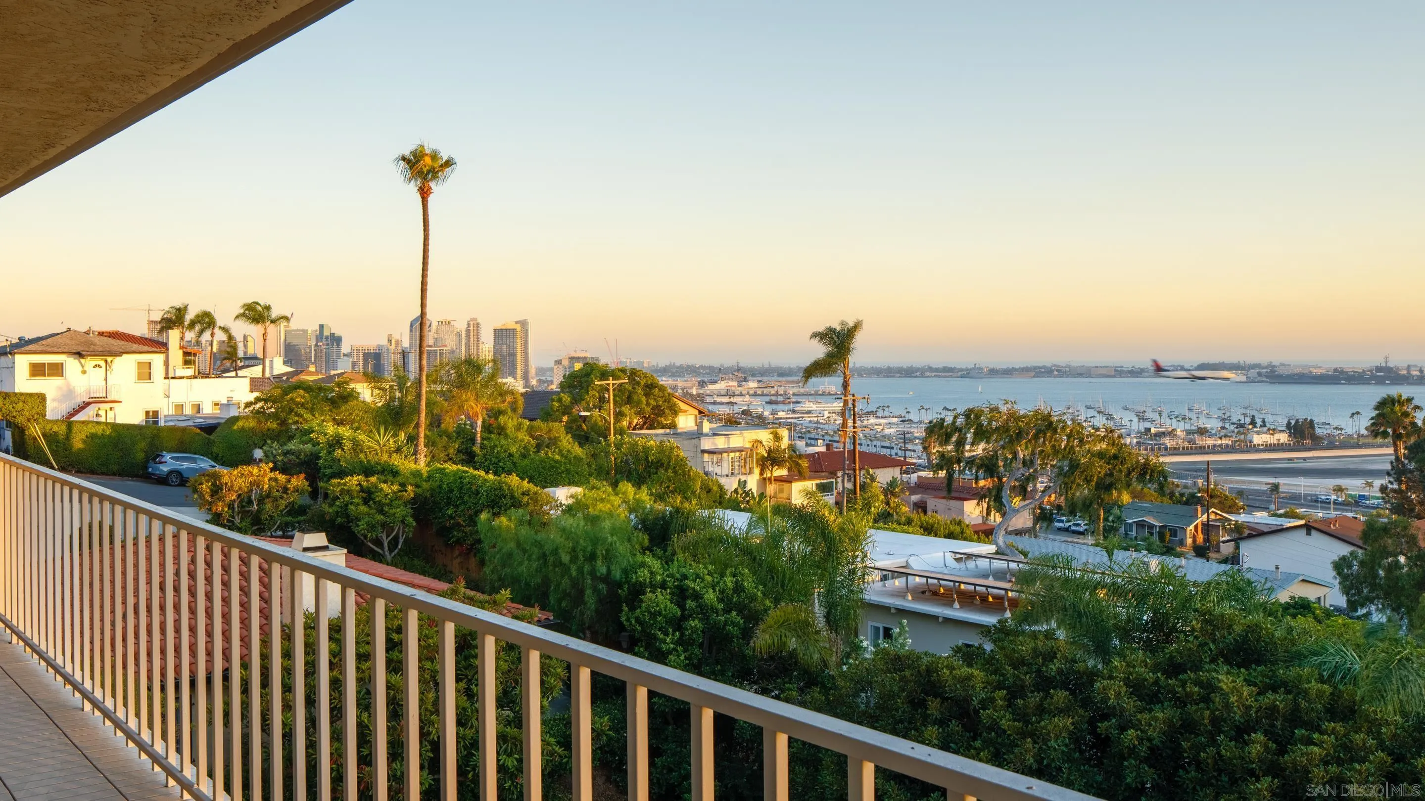 San Diego, California 92103, United States, 2 Bedrooms Bedrooms, ,2 BathroomsBathrooms,Residential,Active,8396