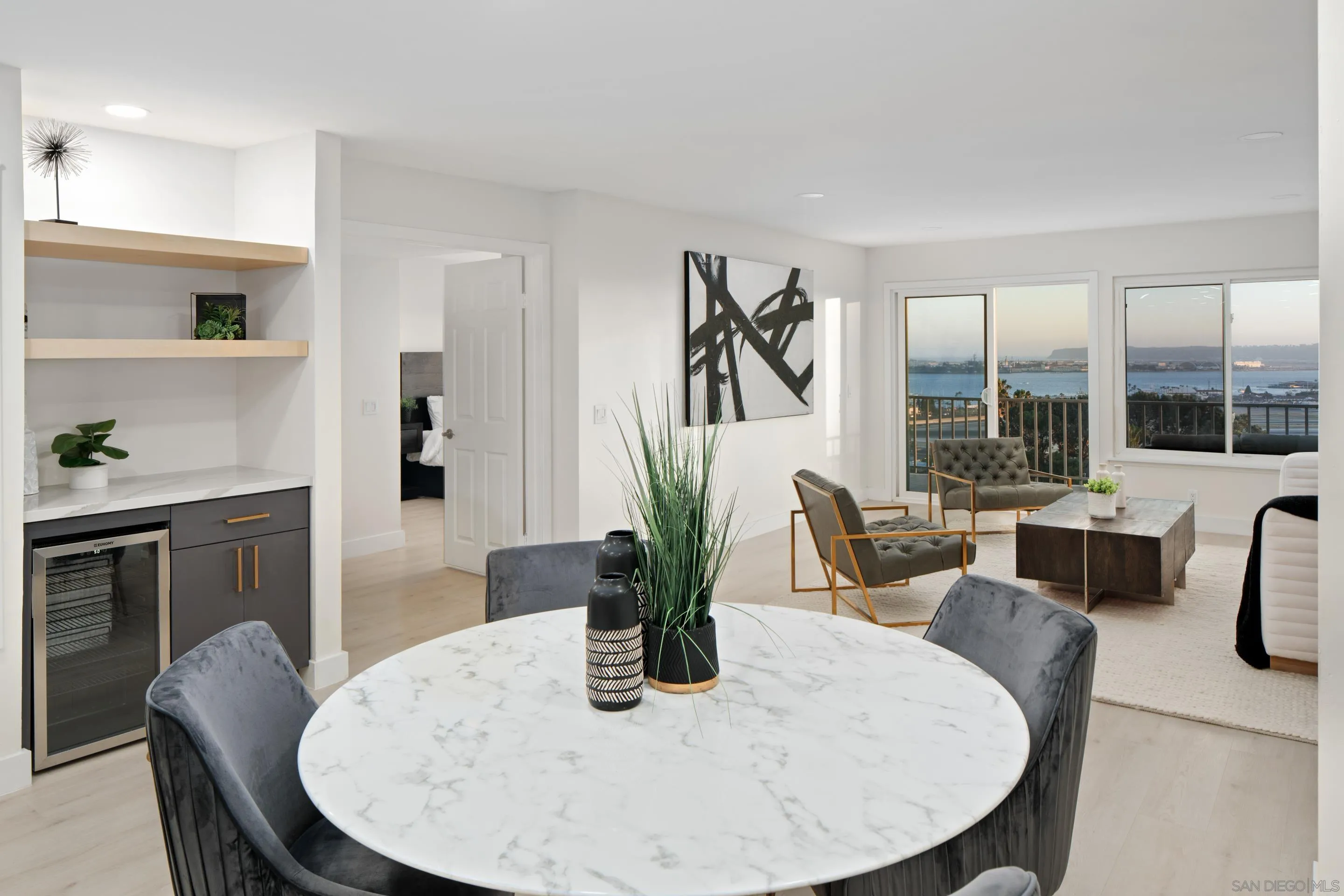 San Diego, California 92103, United States, 2 Bedrooms Bedrooms, ,2 BathroomsBathrooms,Residential,Active,8396