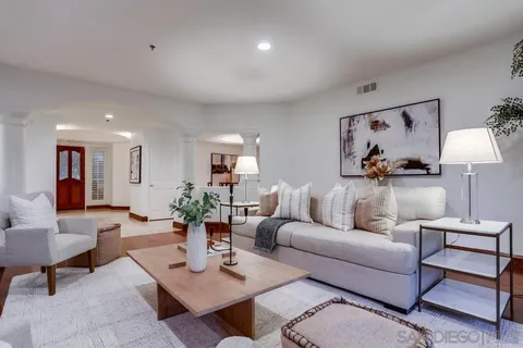 MLS: 250027036