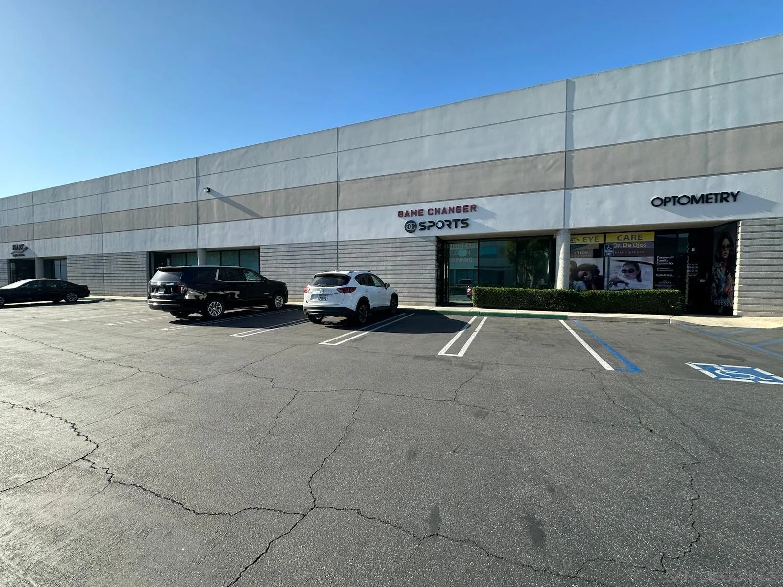 Paramount, California 90723, United States, ,Commercial,Active,116102