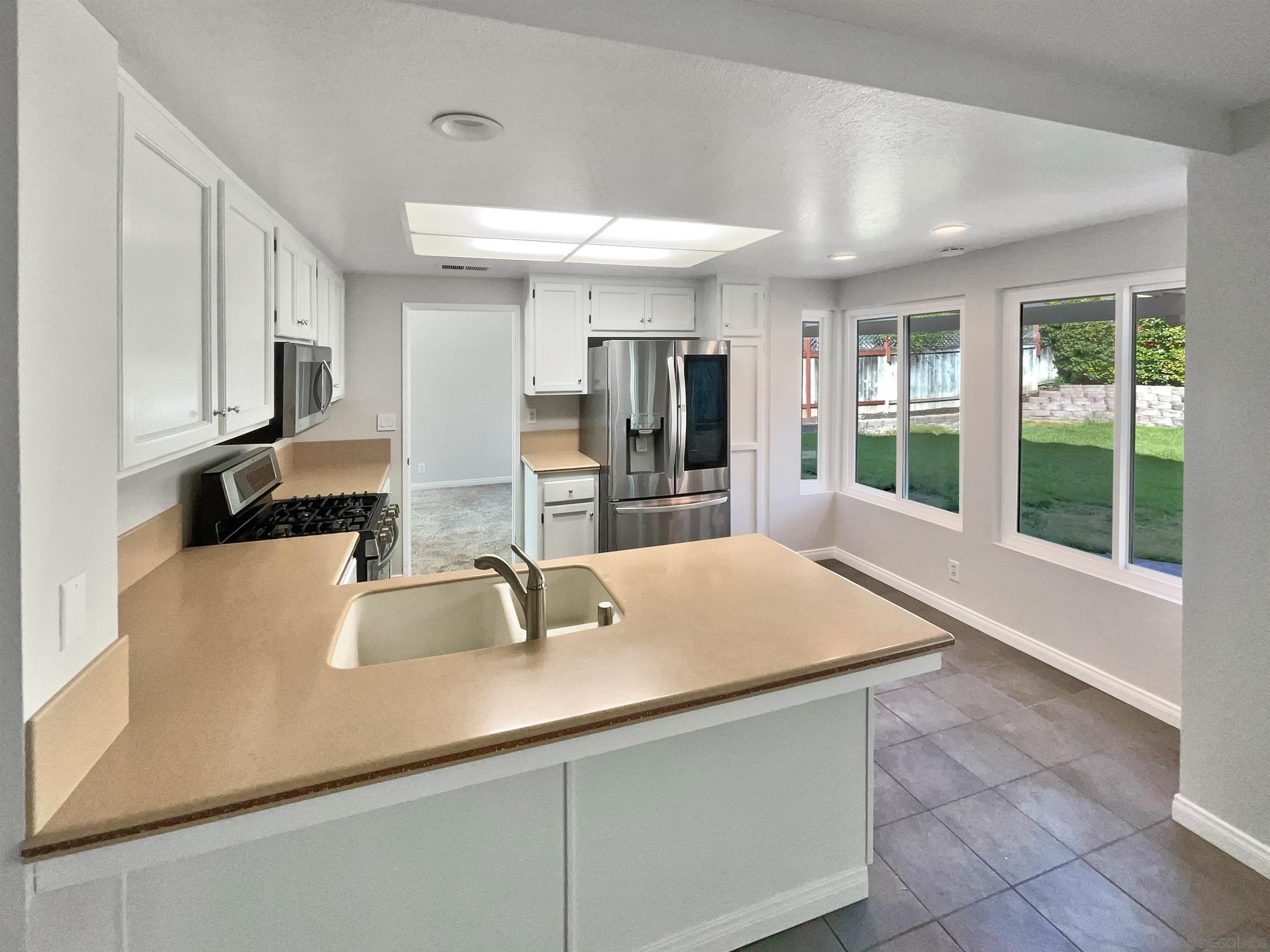 13121 Ireland Ln