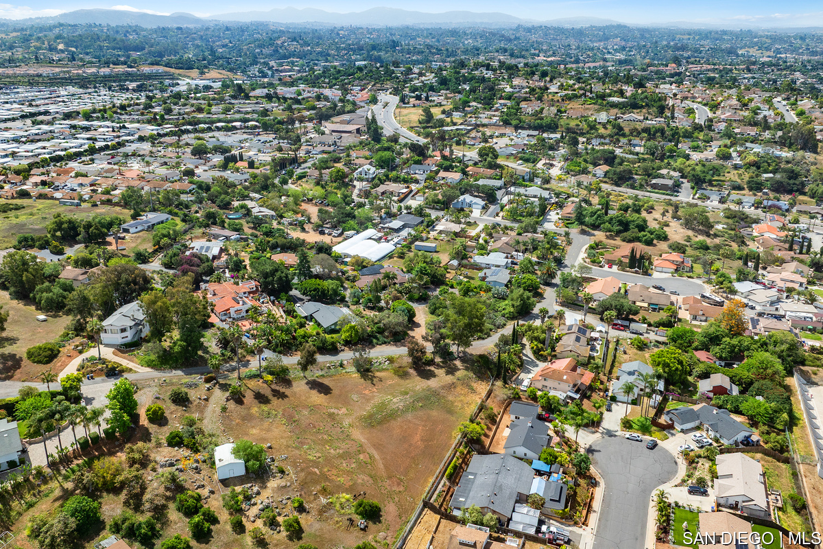 1649 San Luis Rey AVE