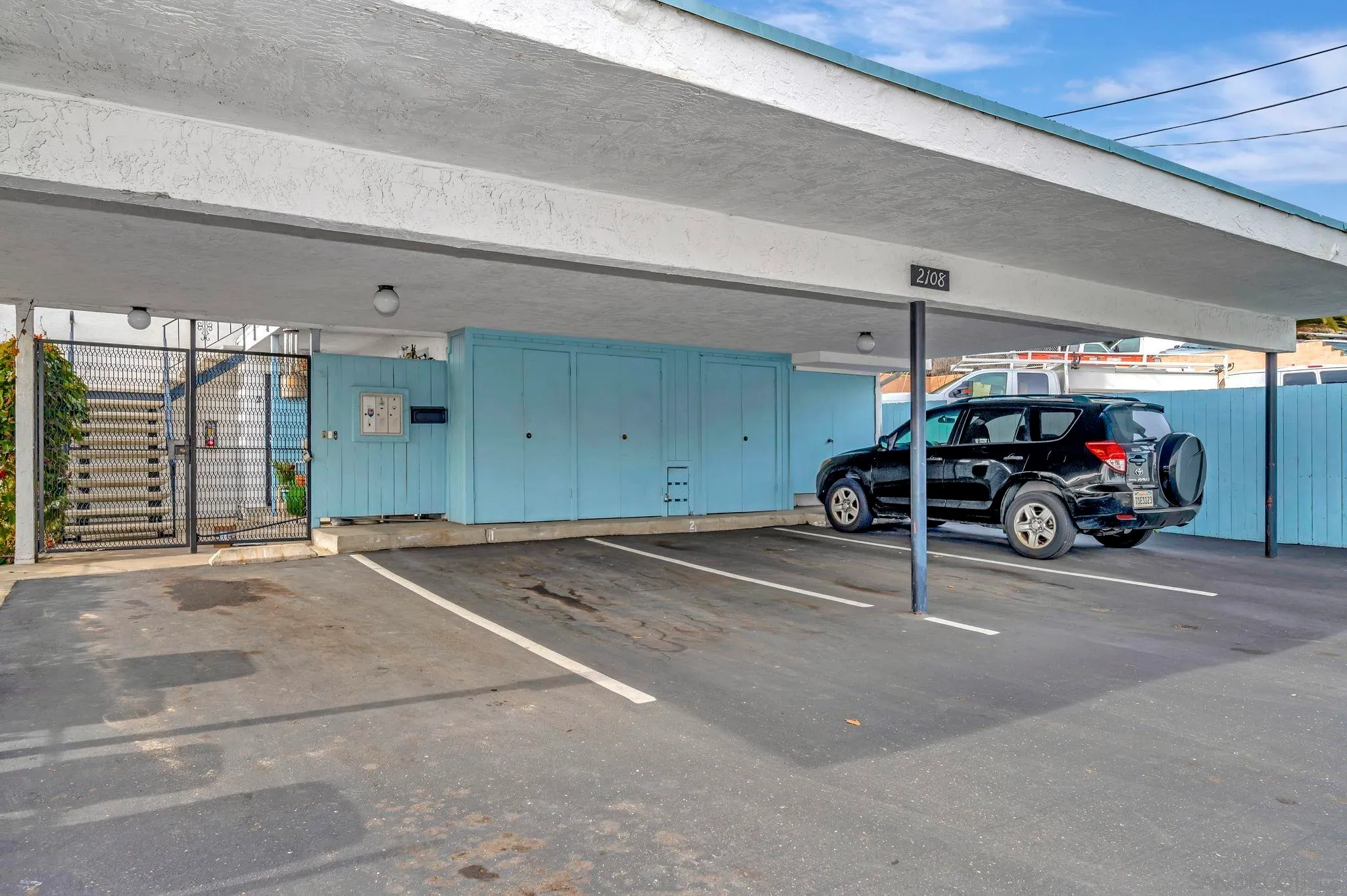 San Diego, California 92101, United States, 2 Bedrooms Bedrooms, ,2 BathroomsBathrooms,Residential,Active,80175