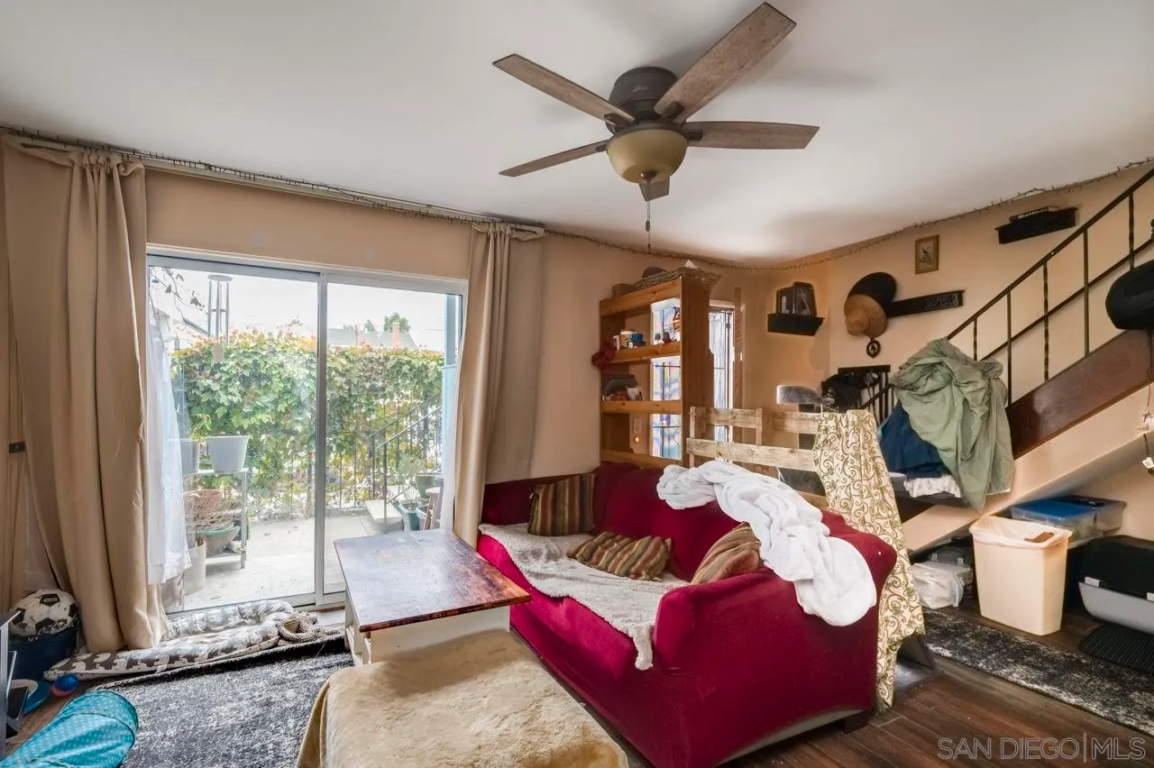 San Diego, California 92101, United States, 2 Bedrooms Bedrooms, ,2 BathroomsBathrooms,Residential,Active,80175