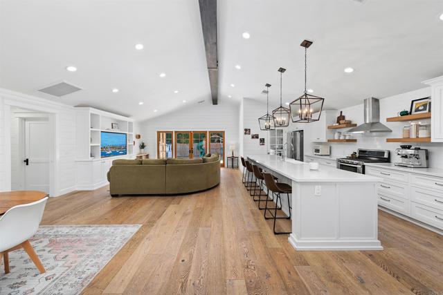 2103 Loquat Place
