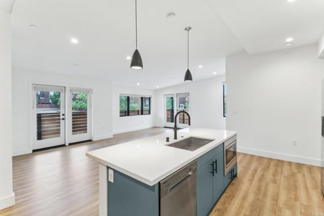 120 SW Dahlia Drive
