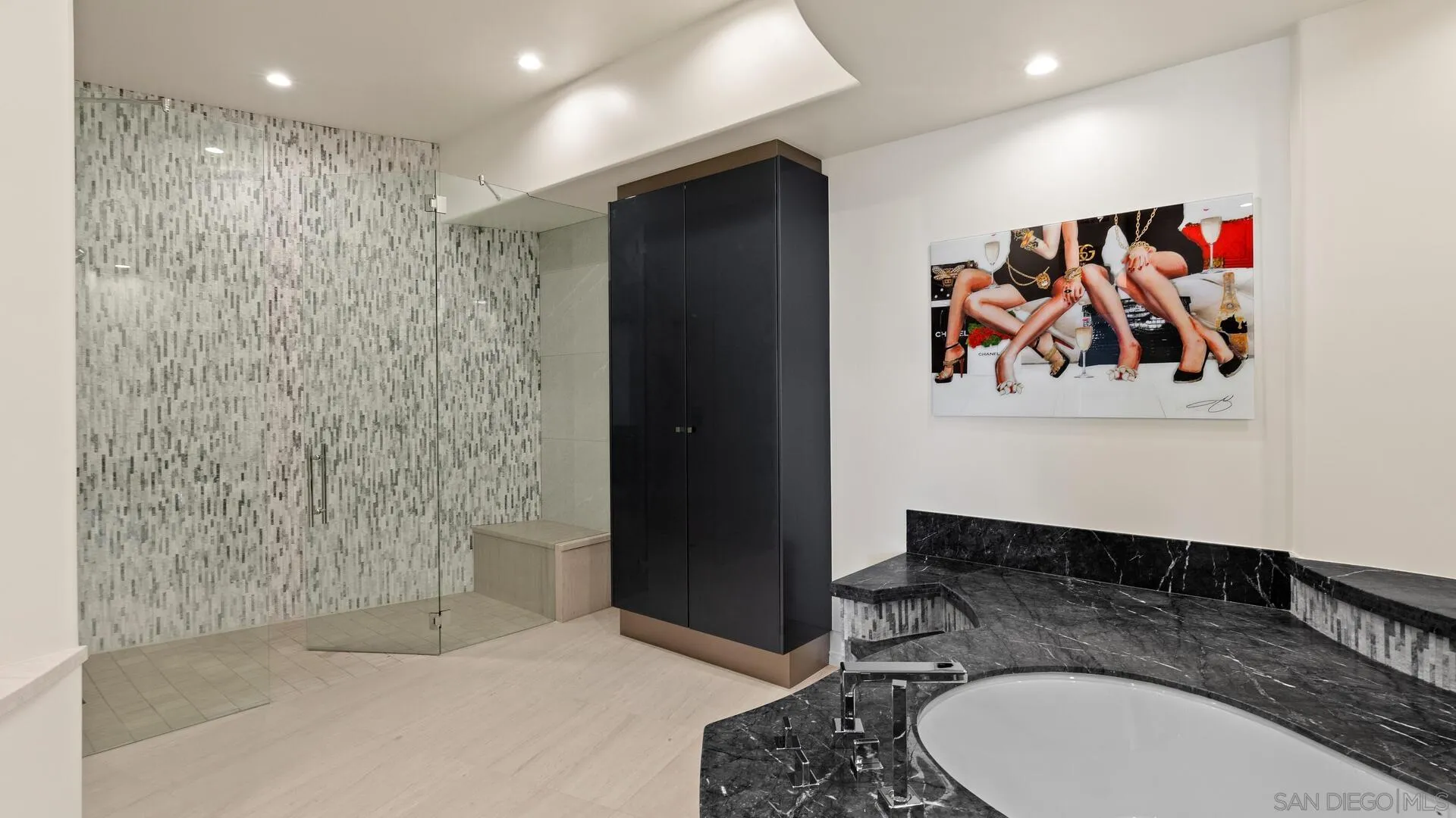 La Jolla, California 92037, United States, 5 Bedrooms Bedrooms, ,6 BathroomsBathrooms,Residential,Active,125633