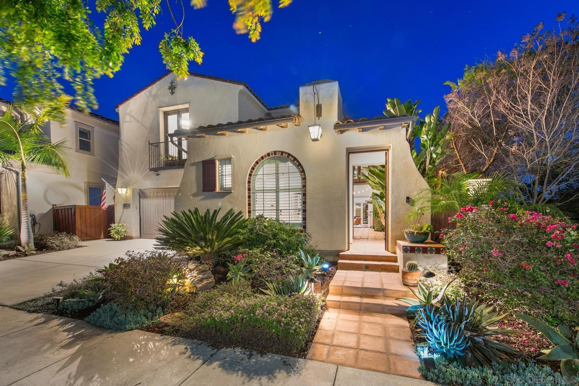 3605 Four Peaks St