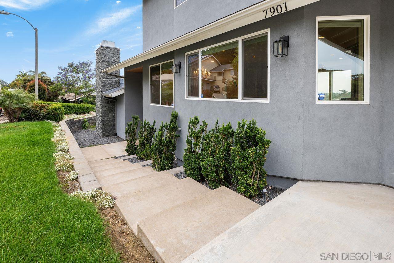 7901 Avenida Kirjah