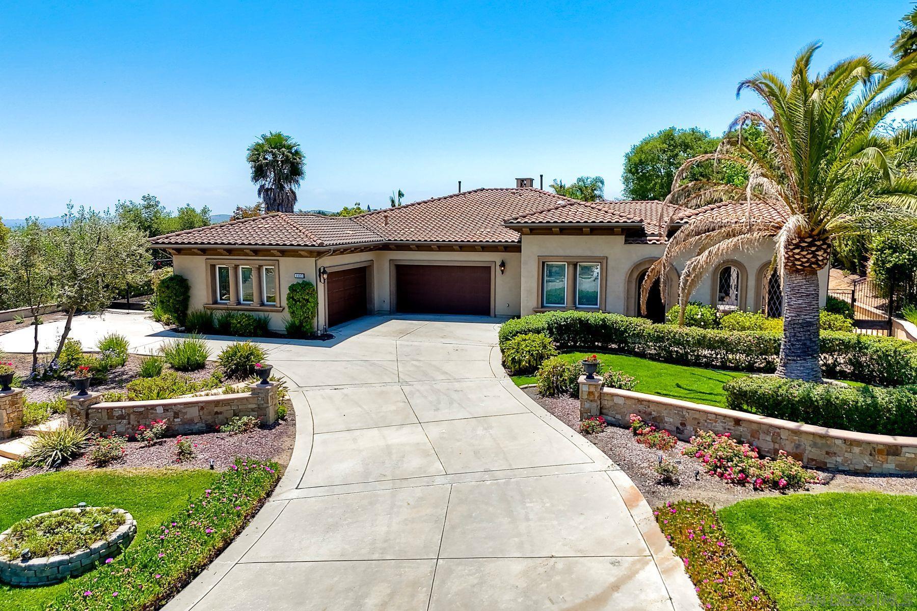 1105 Conure Ct