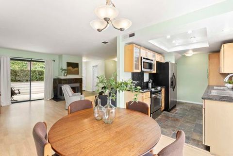 4535 Chateau Drive San Diego CA 92117