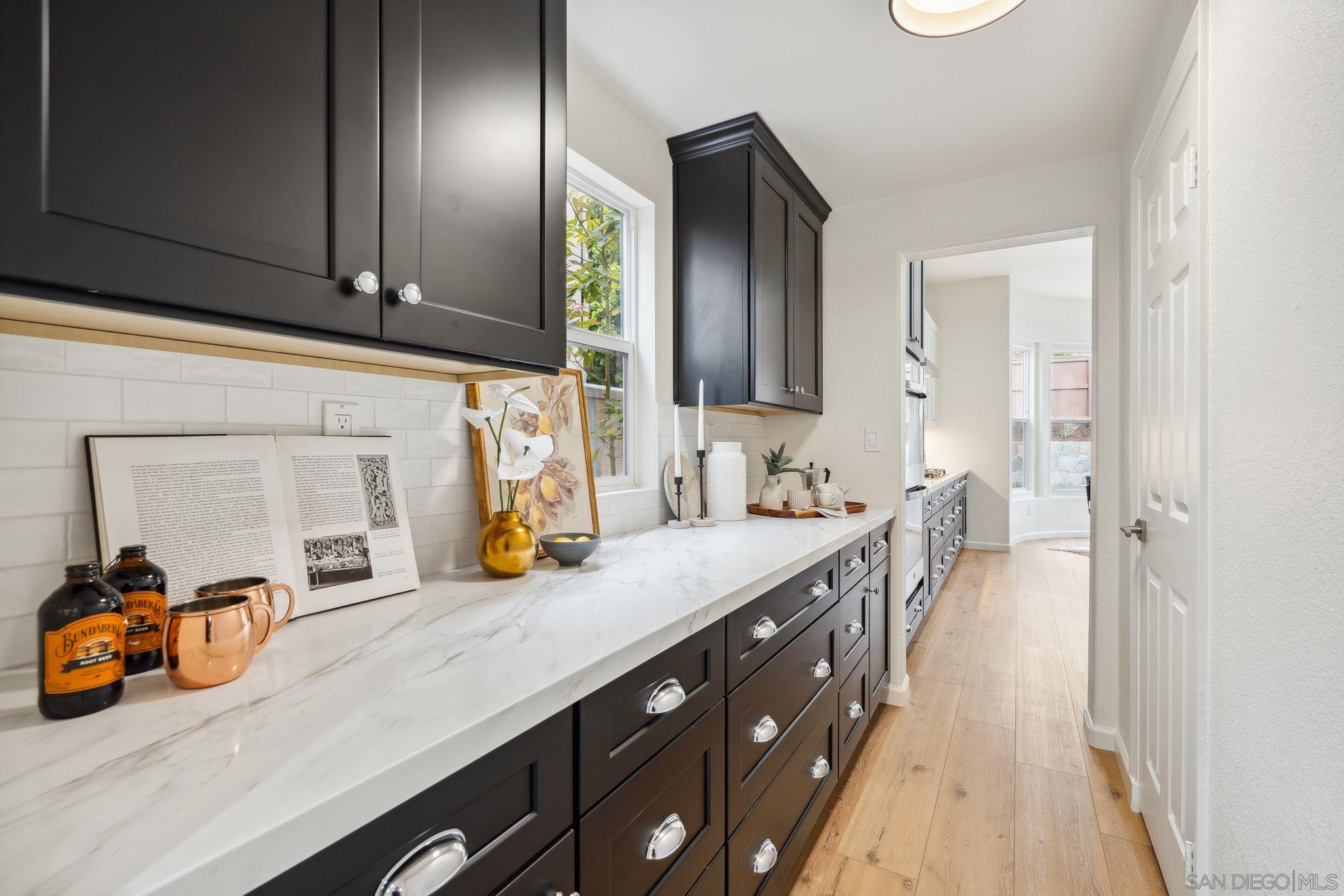 13133 Via Canyon Dr