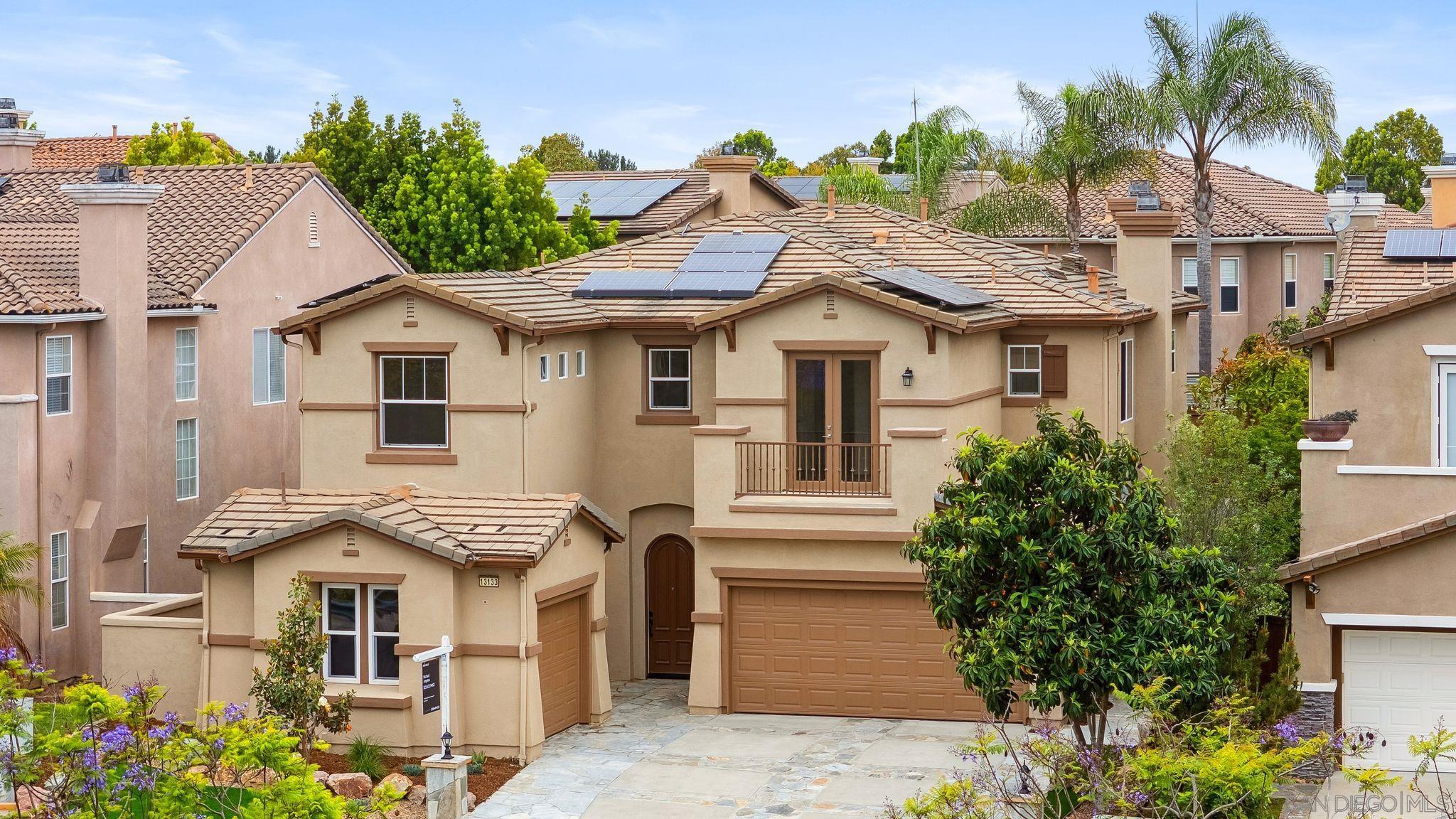 13133 Via Canyon Dr