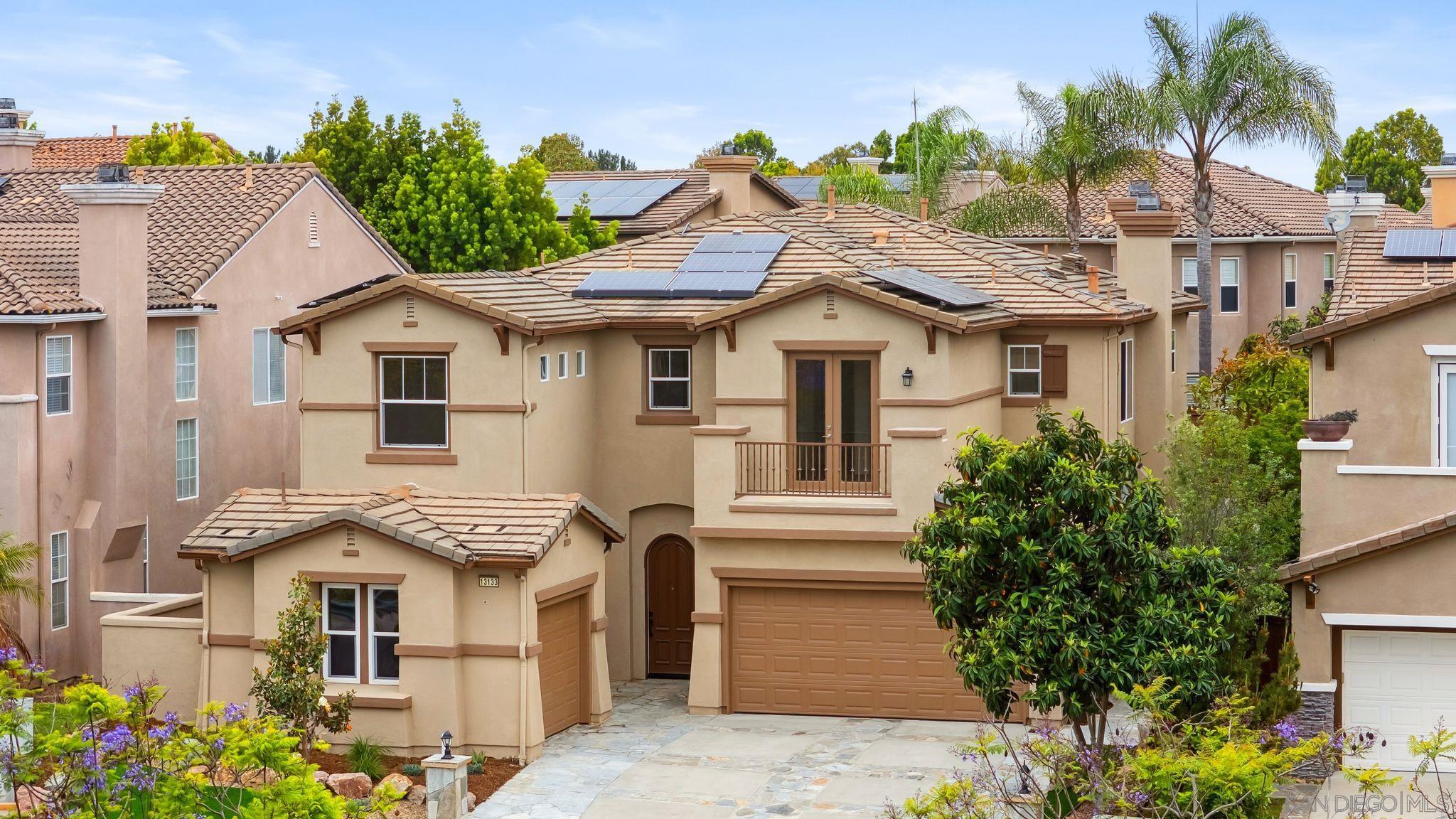 13133 Via Canyon Dr