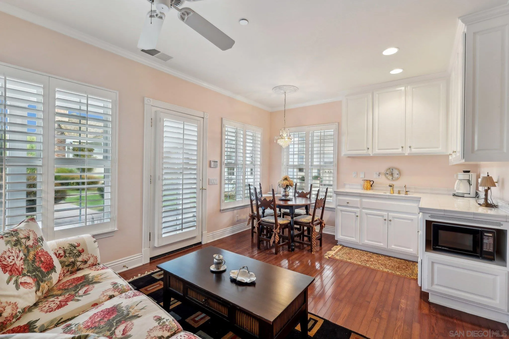 Poway, California 92064, United States, 7 Bedrooms Bedrooms, ,7 BathroomsBathrooms,Residential,Active,86160