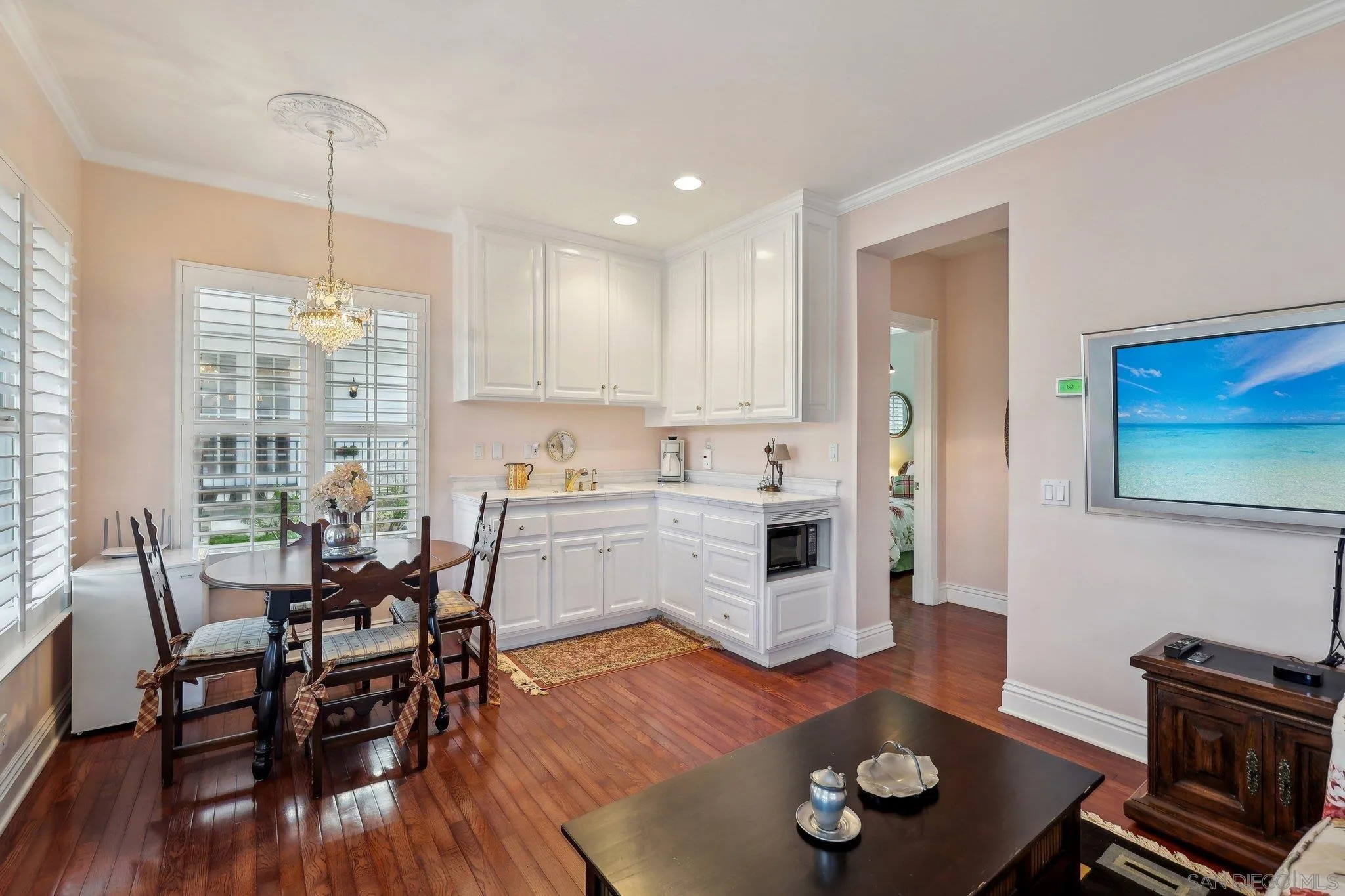 Poway, California 92064, United States, 7 Bedrooms Bedrooms, ,7 BathroomsBathrooms,Residential,Active,86160