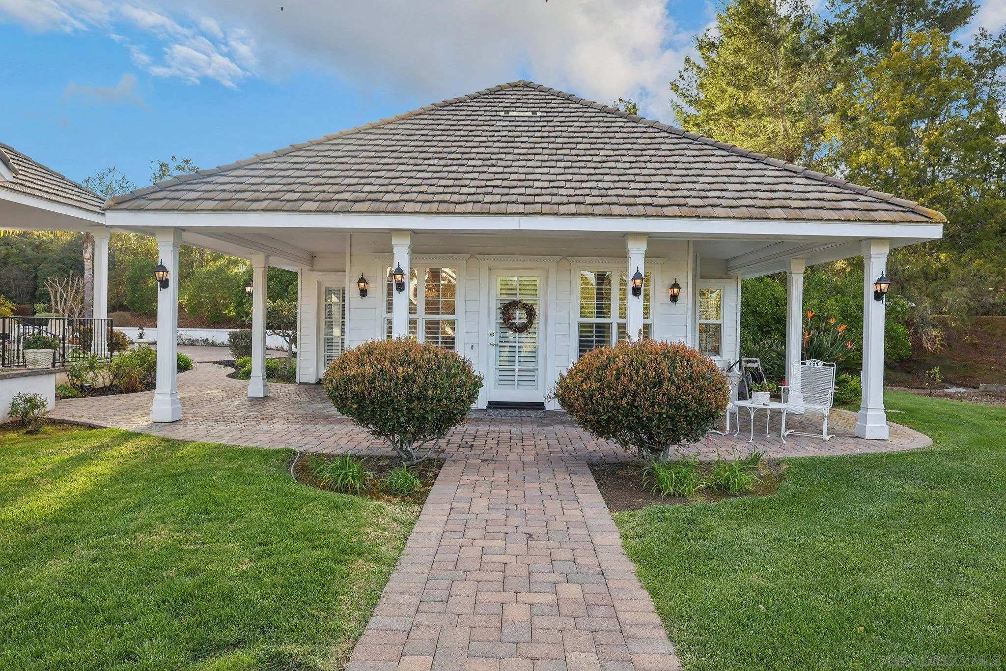 Poway, California 92064, United States, 7 Bedrooms Bedrooms, ,7 BathroomsBathrooms,Residential,Active,86160