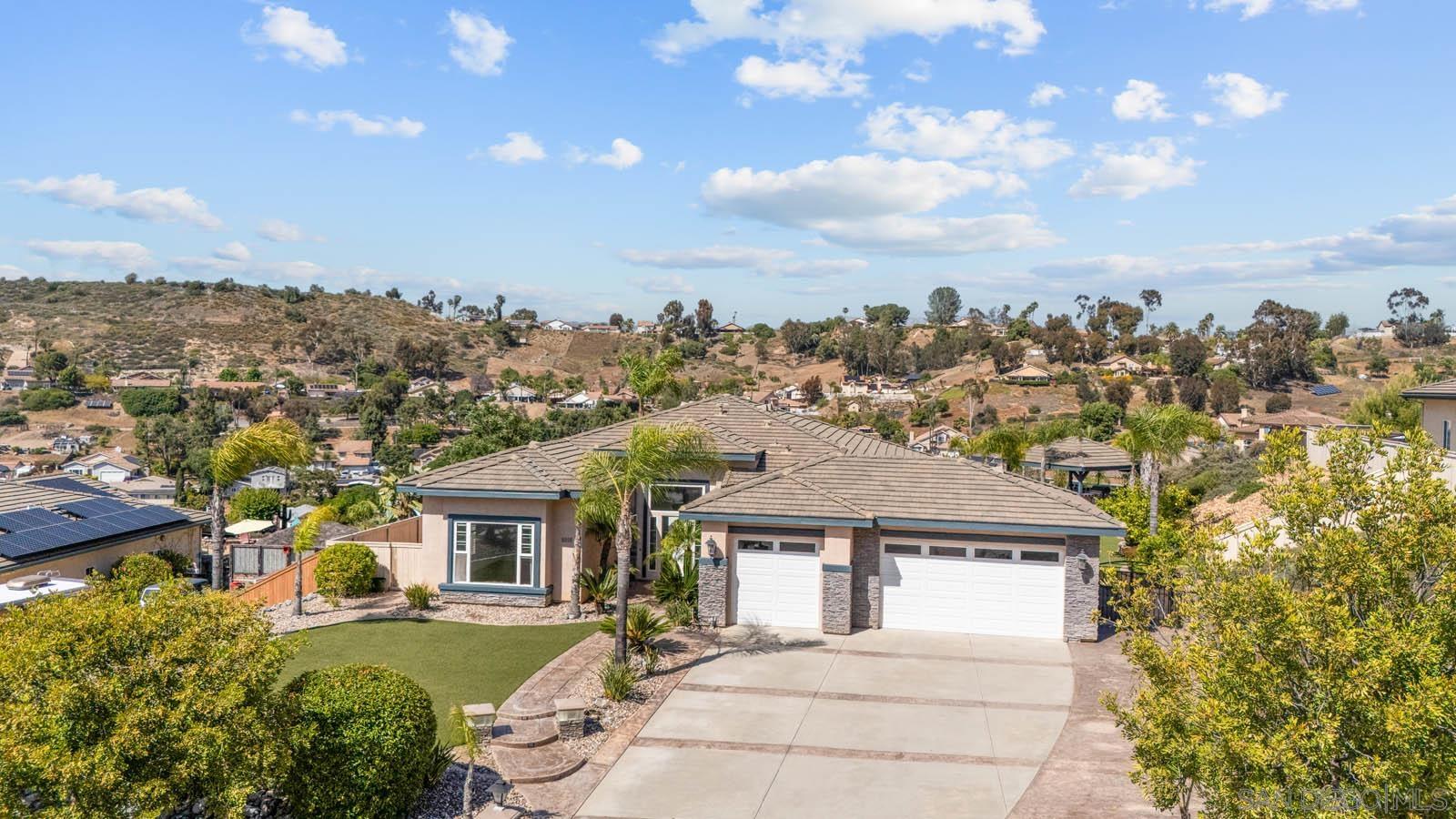 8818 Diamondback Dr