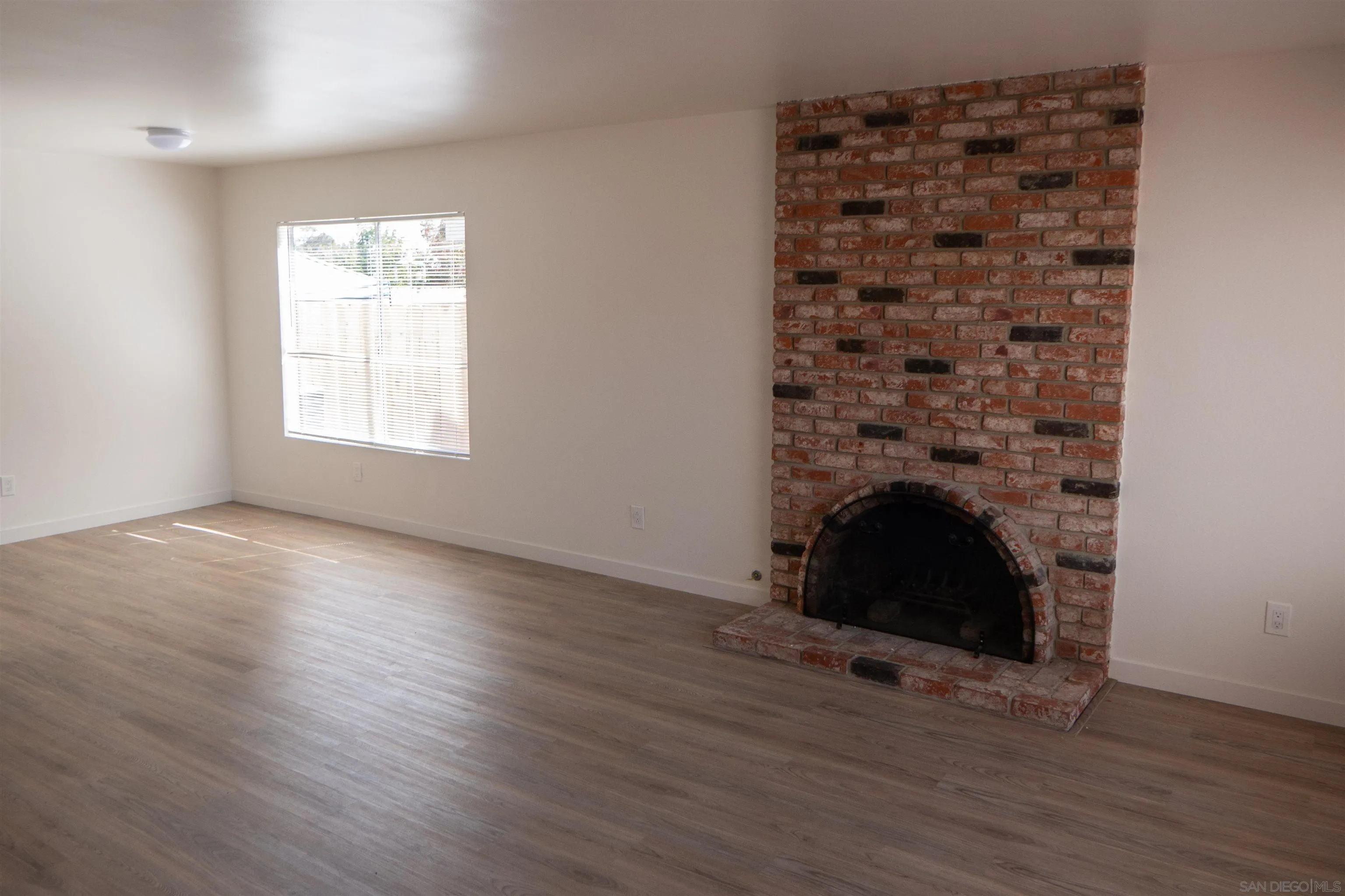 San Diego, California 92122, United States, 4 Bedrooms Bedrooms, ,2 BathroomsBathrooms,Residential,Active,130631