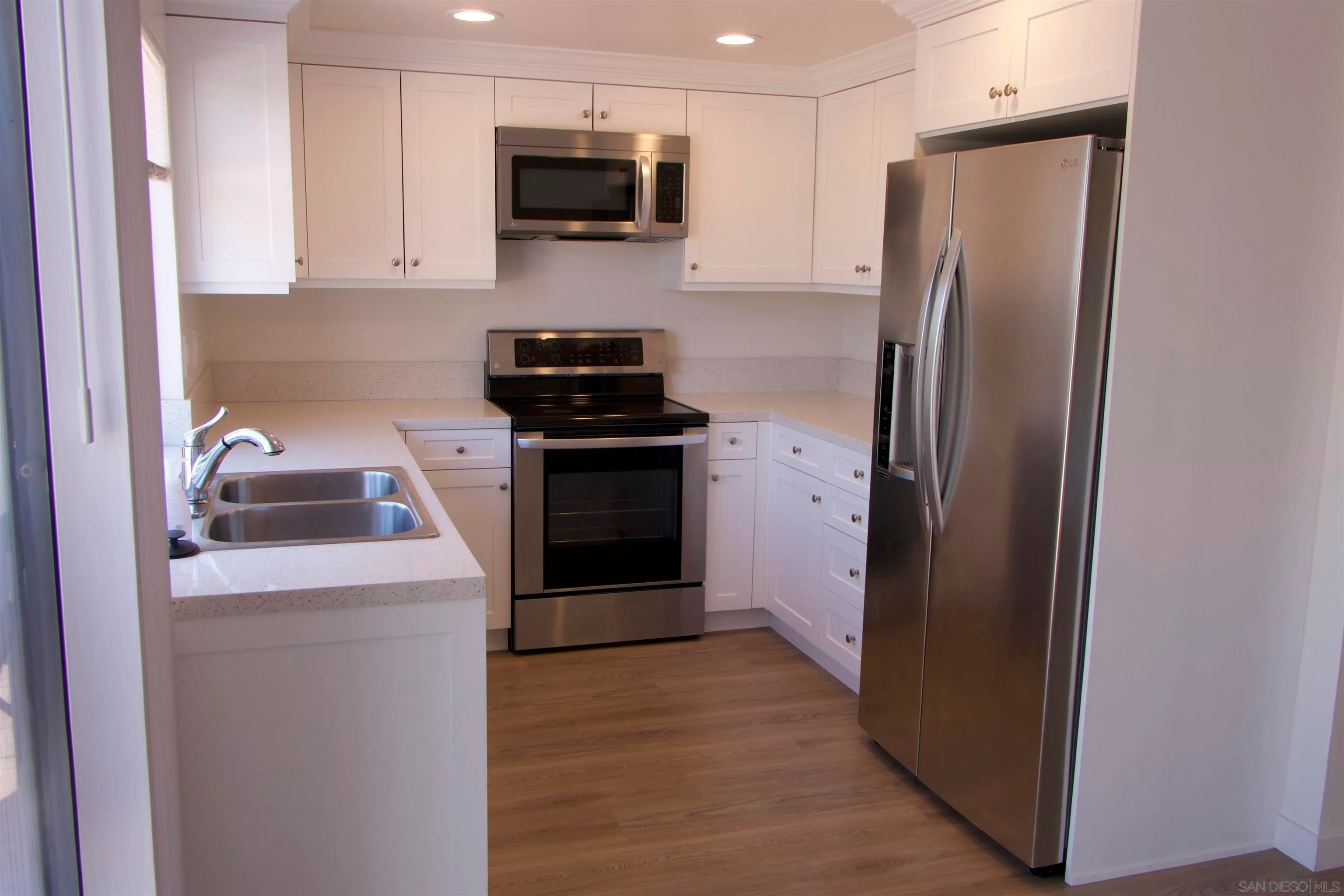 San Diego, California 92122, United States, 4 Bedrooms Bedrooms, ,2 BathroomsBathrooms,Residential,Active,130631