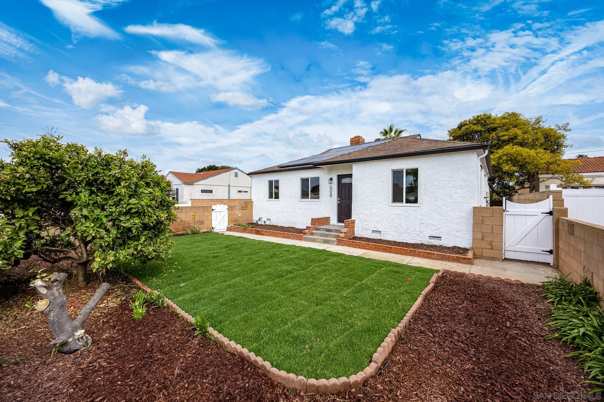 608 Donax Ave