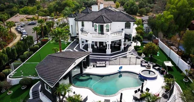 733 CLAYBURN CT
