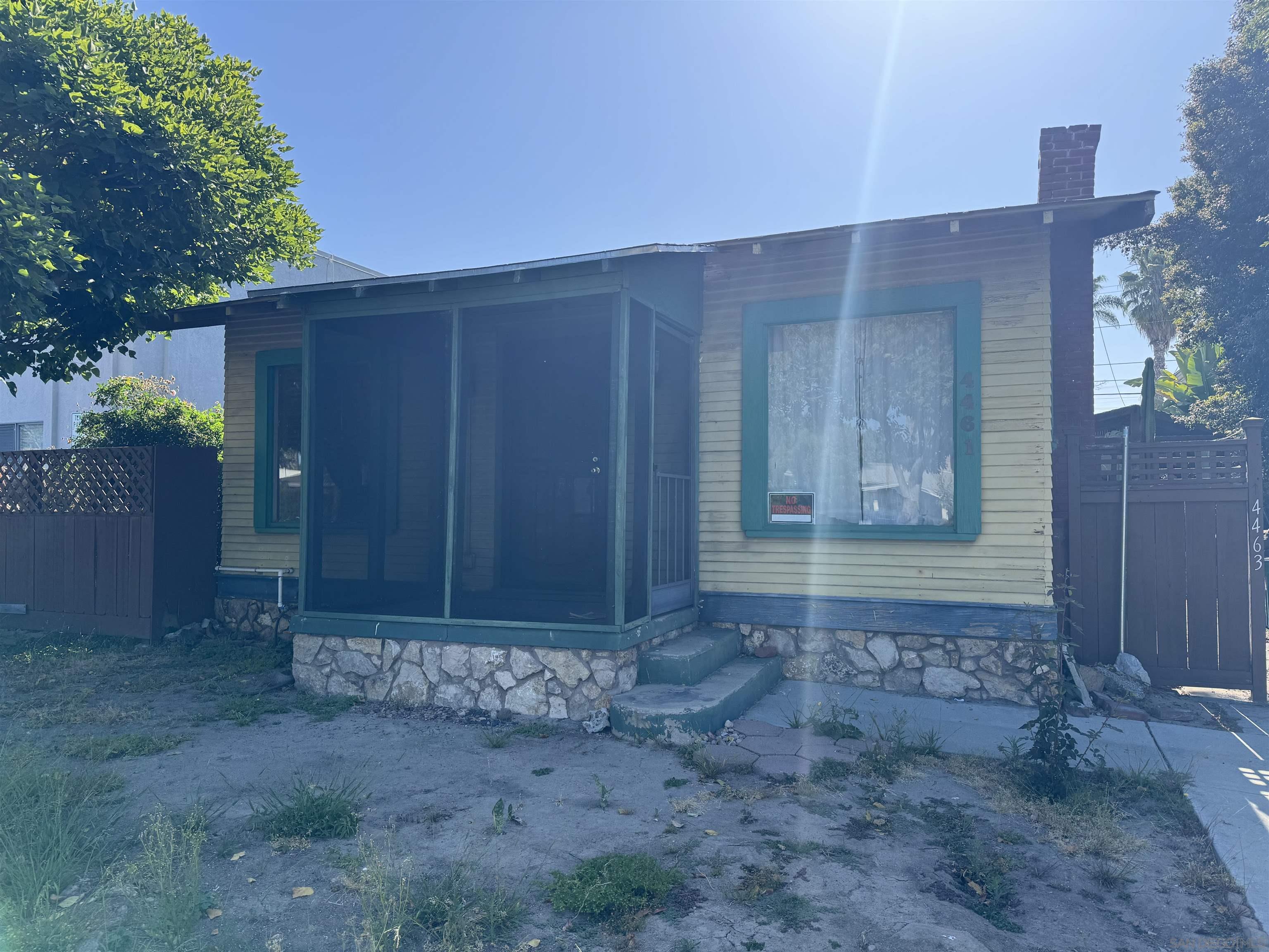 4457-4463 Texas St.