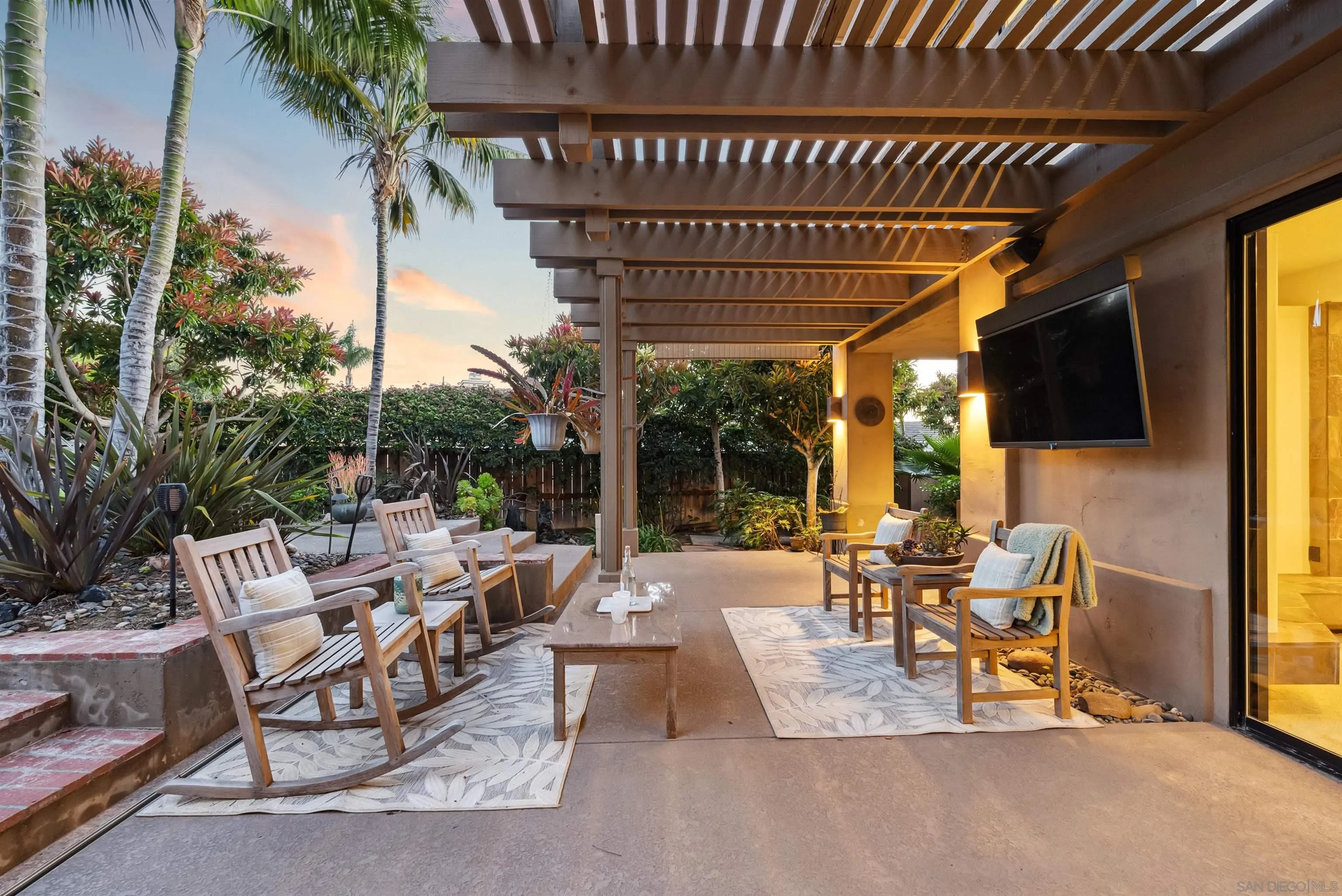 La Jolla, California 92037, United States, 4 Bedrooms Bedrooms, ,4 BathroomsBathrooms,Residential,Active,109855