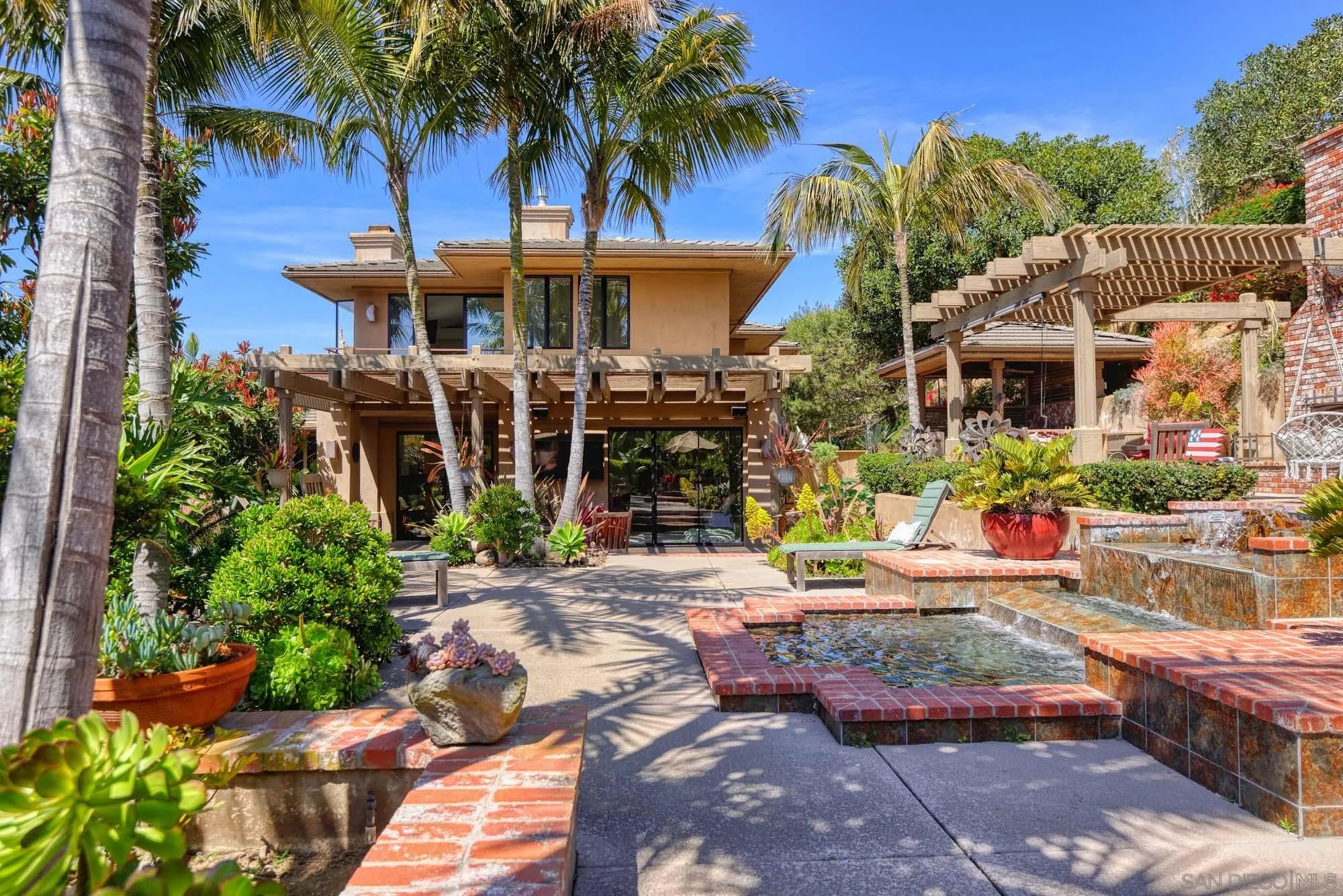 La Jolla, California 92037, United States, 4 Bedrooms Bedrooms, ,4 BathroomsBathrooms,Residential,Active,109855