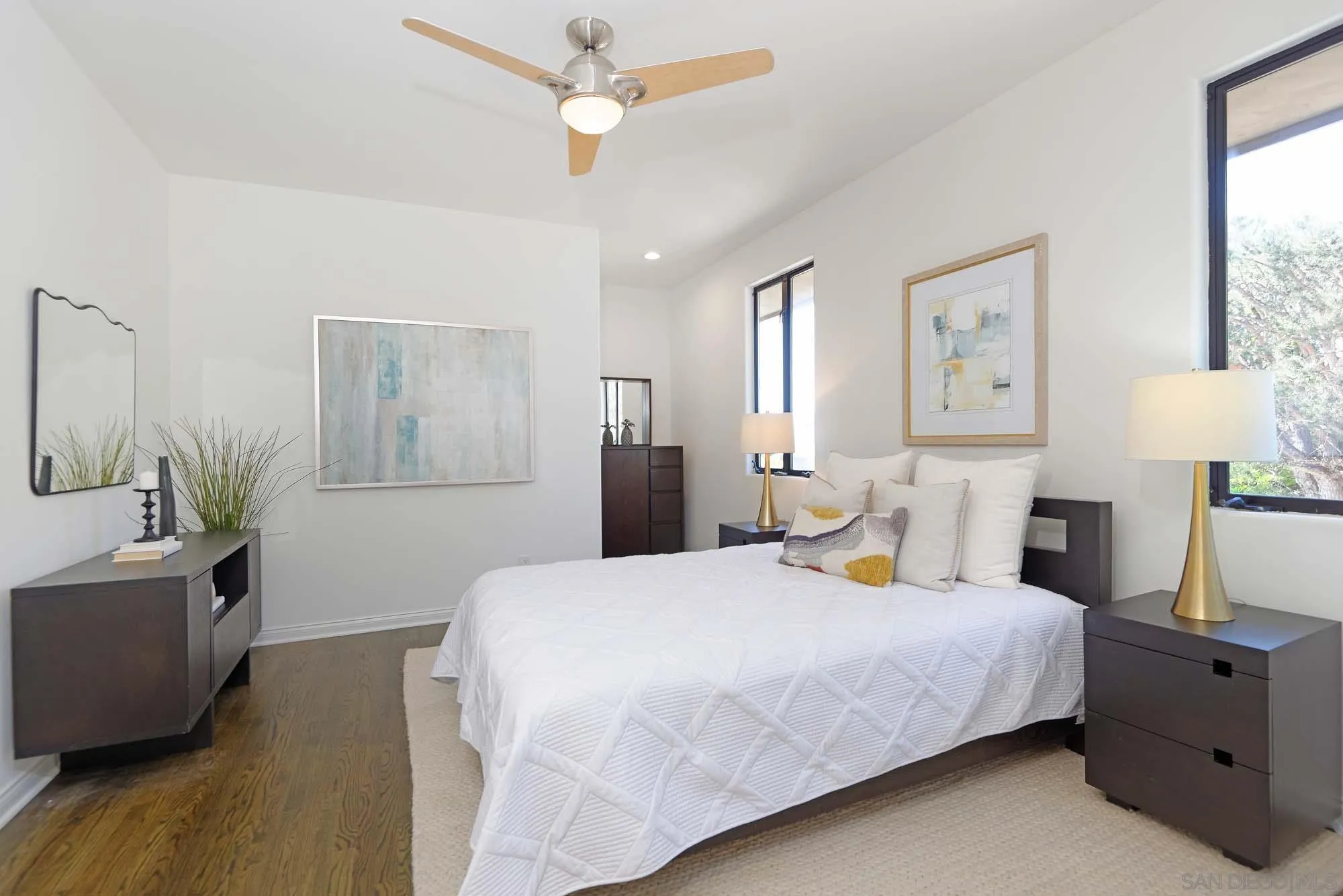 La Jolla, California 92037, United States, 4 Bedrooms Bedrooms, ,4 BathroomsBathrooms,Residential,Active,109855