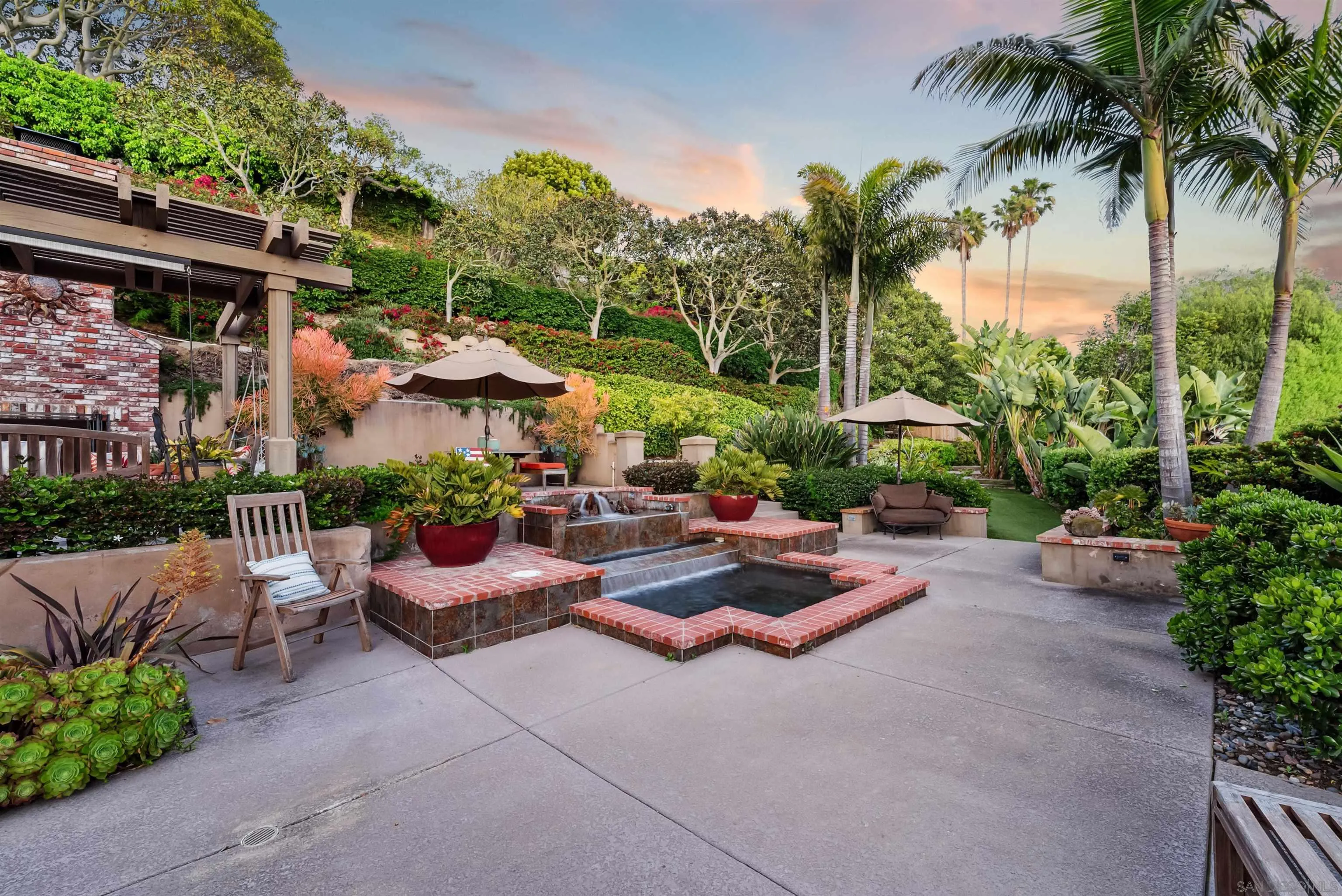 La Jolla, California 92037, United States, 4 Bedrooms Bedrooms, ,4 BathroomsBathrooms,Residential,Active,109855