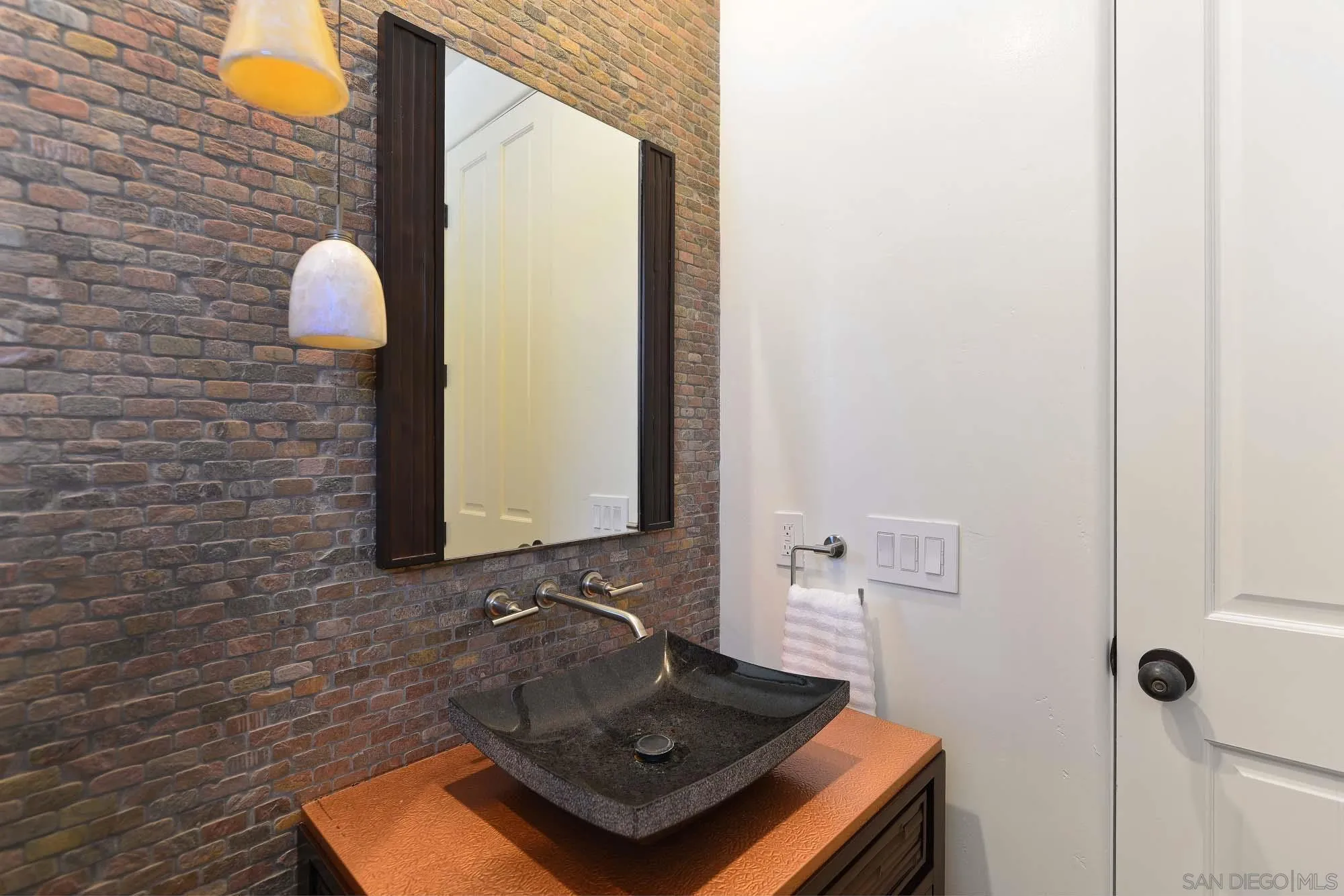 La Jolla, California 92037, United States, 4 Bedrooms Bedrooms, ,4 BathroomsBathrooms,Residential,Active,109855