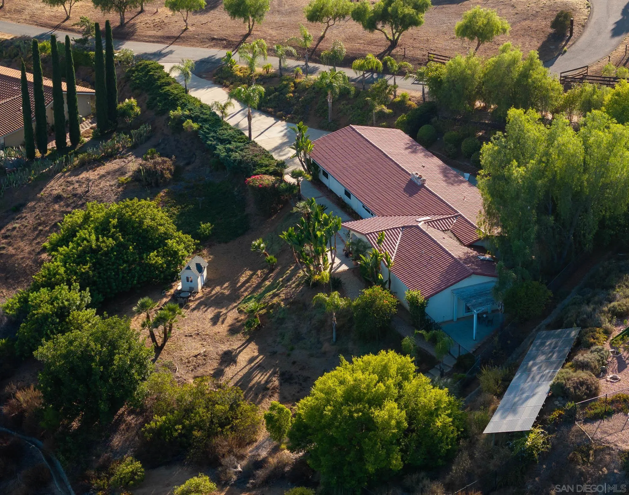 Poway, California 92064, United States, 4 Bedrooms Bedrooms, ,3 BathroomsBathrooms,Residential,Active,43492