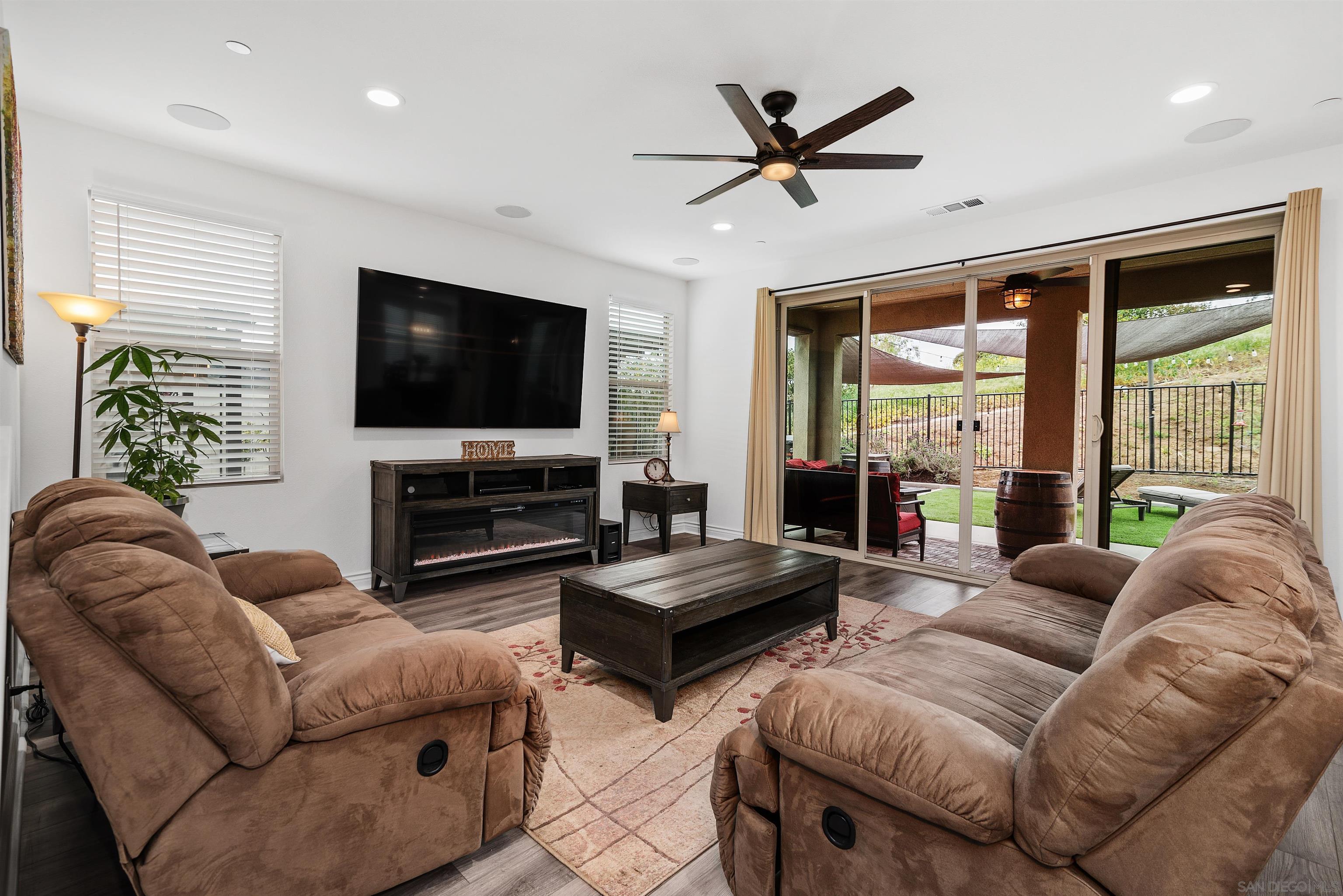 35882 Blue Breton Dr