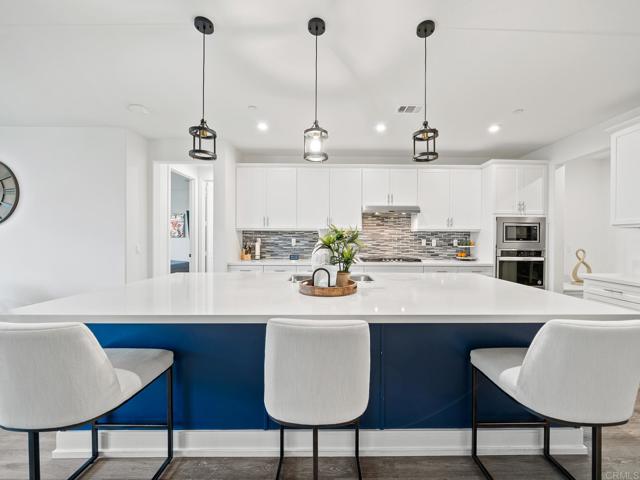 2484 Medley Lane